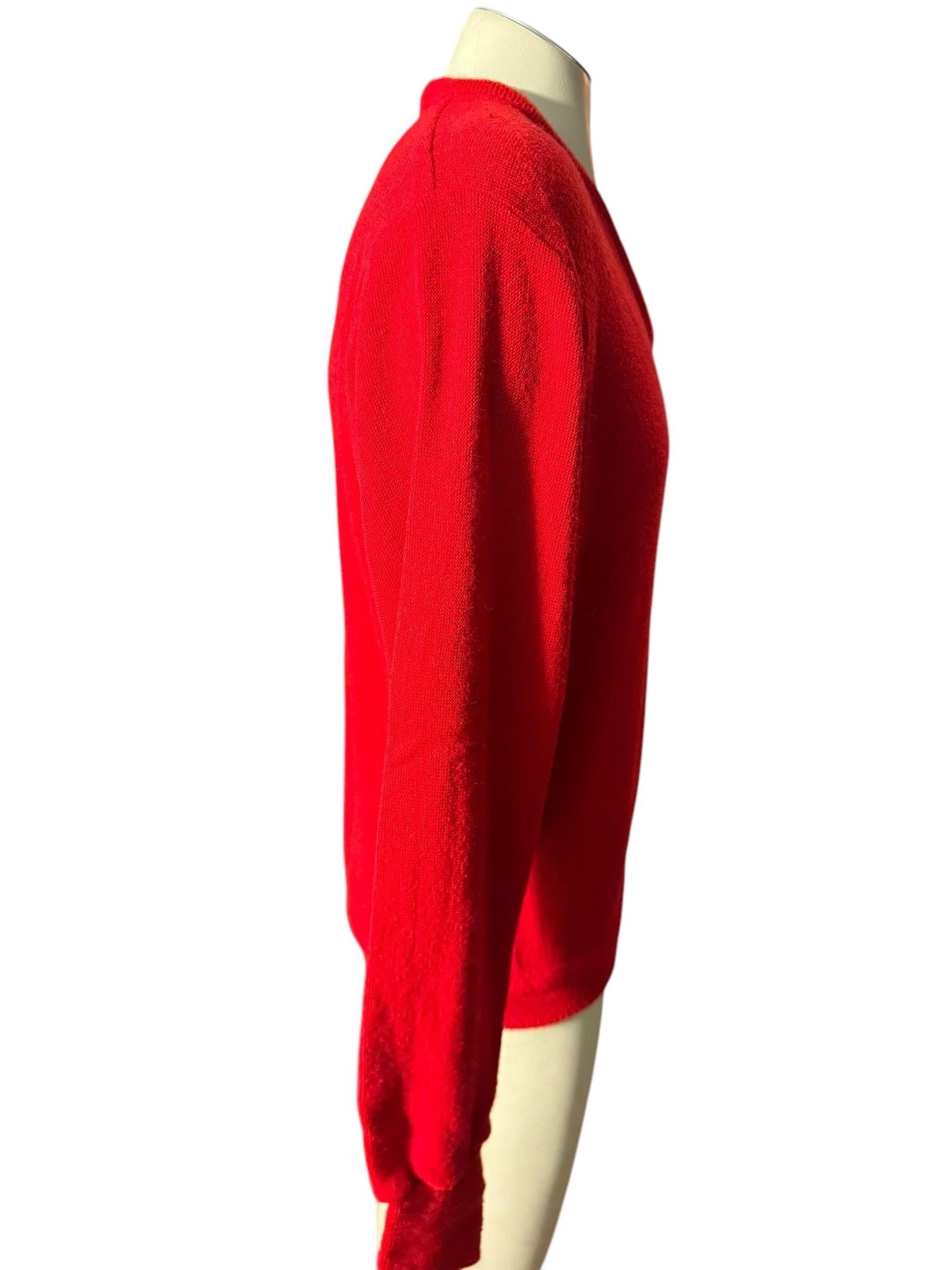Vintage men's red pullover sweater M Izod