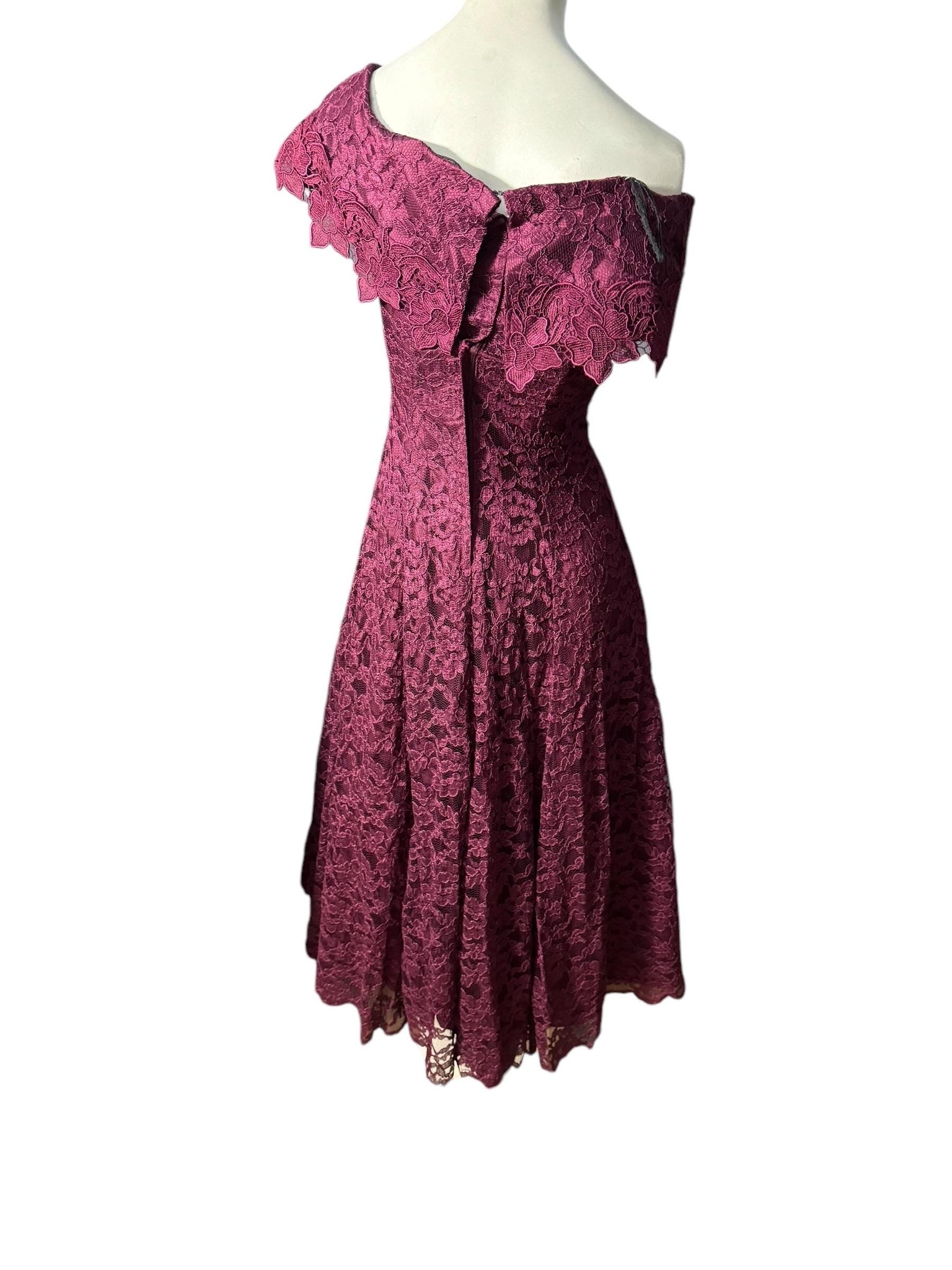 Vintage 80's maroon lace dress S 5/6 Cachet