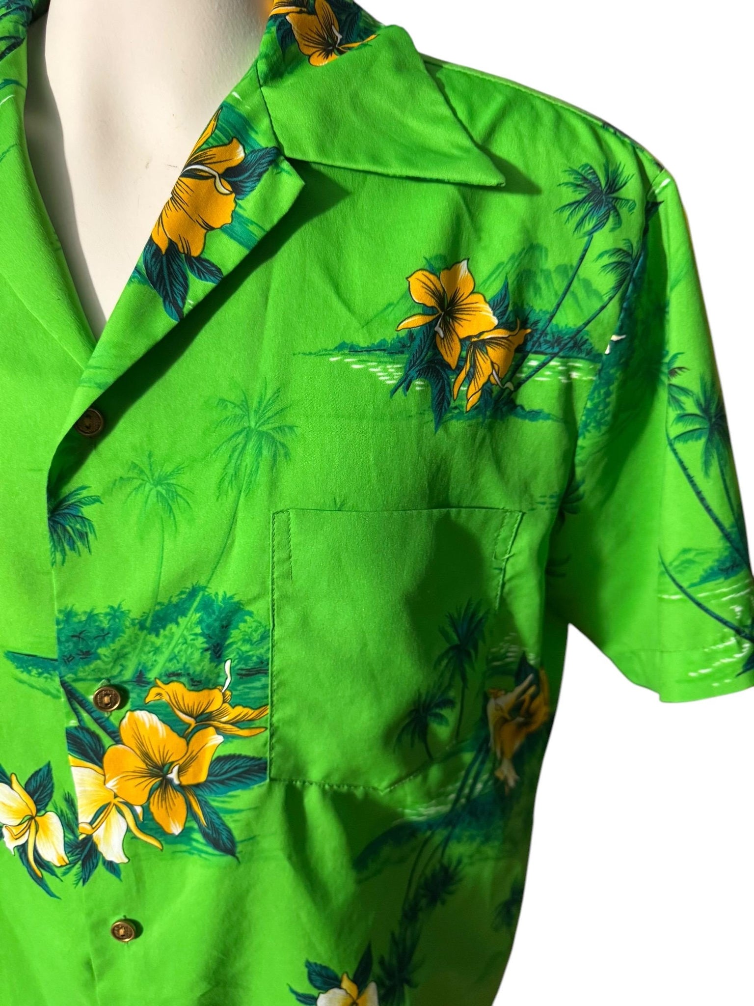 Vintage green Hawaiian shirt tiki L XL