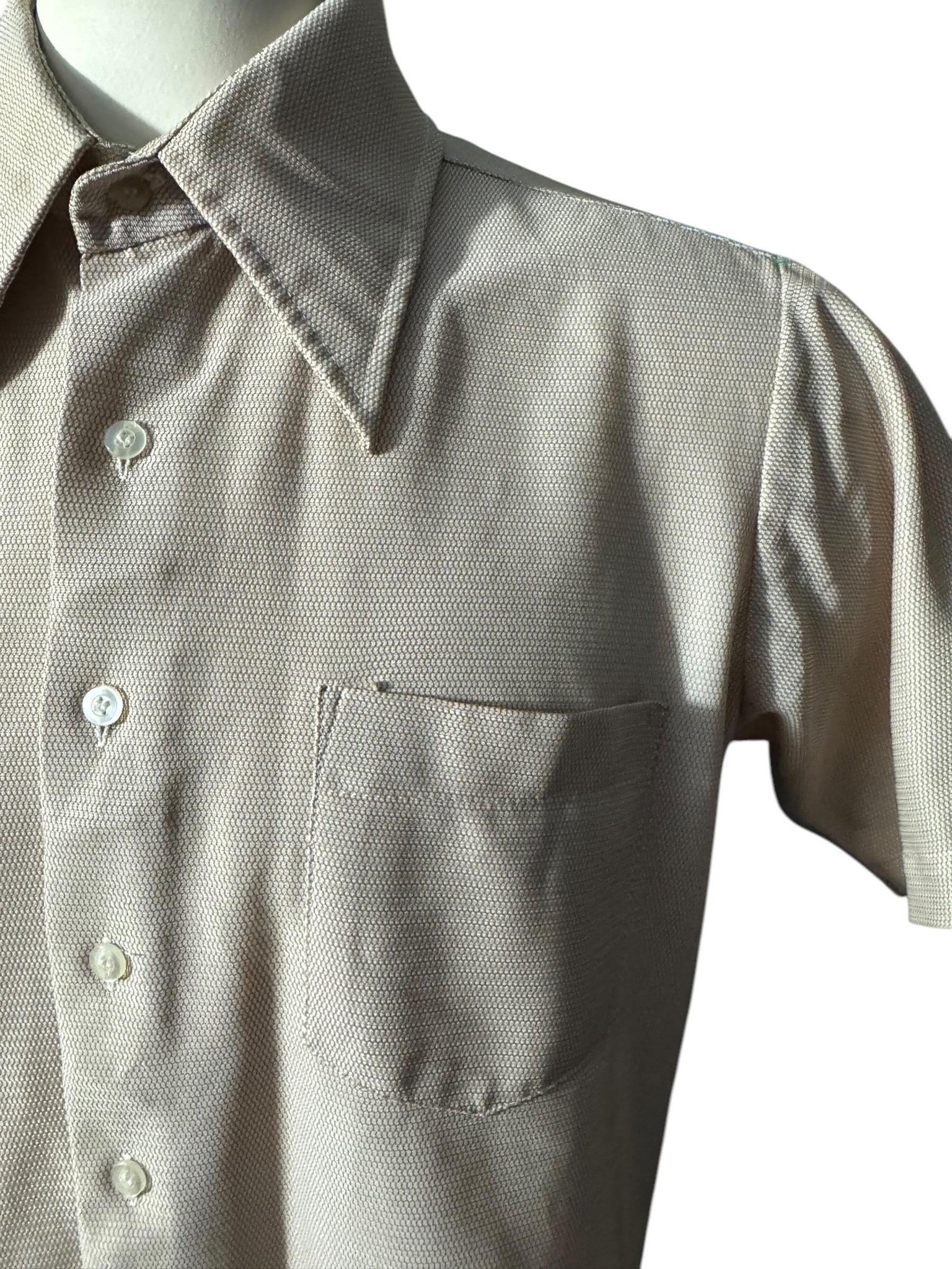 Vintage 70’s mod polyester shirt M/L 16 William Gary