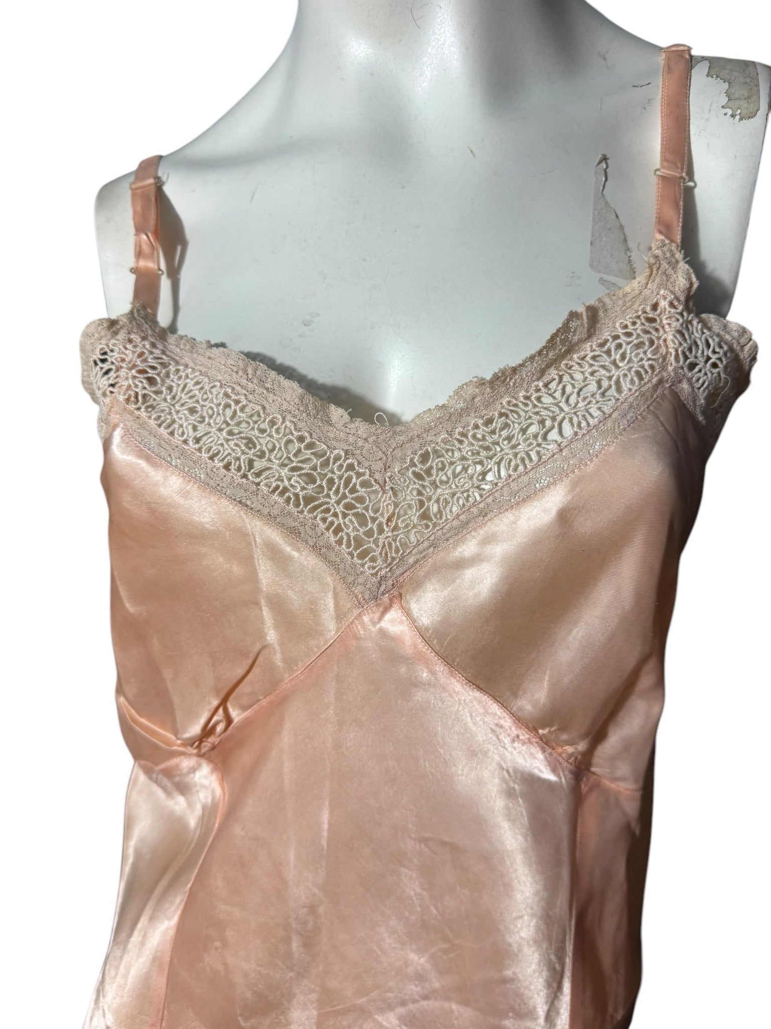Vintage 40's peach slip lingerie M L
