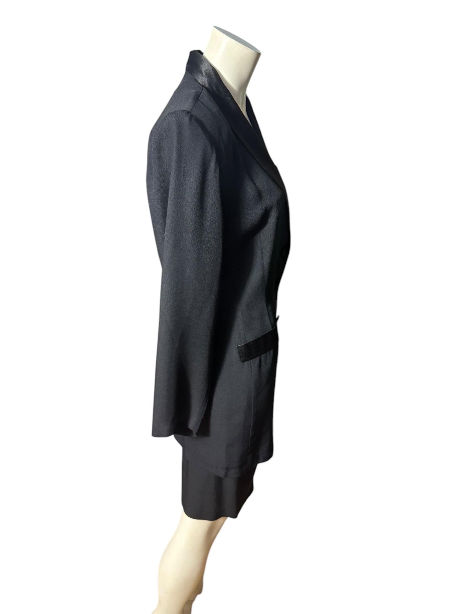 Vintage 80's black fitted skirt suit 9 Rampage