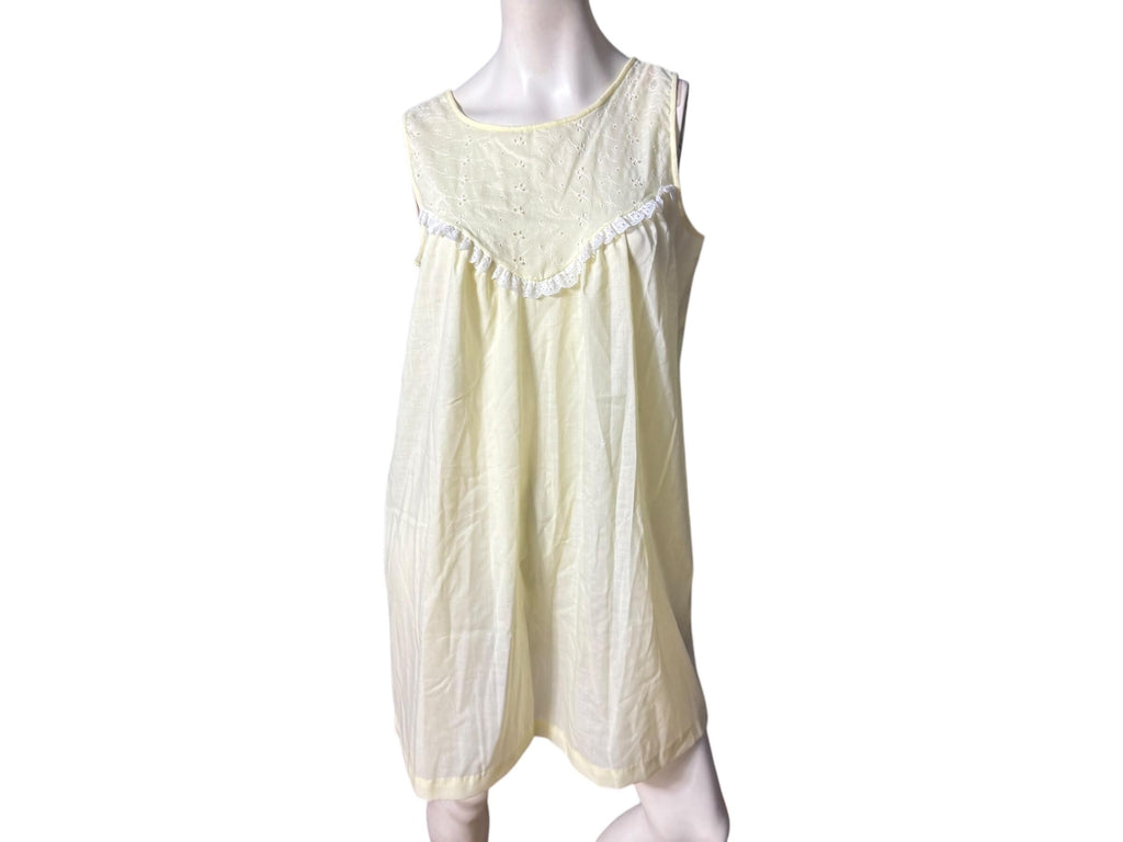 Vintage 70's short yellow nightgown M Gilead
