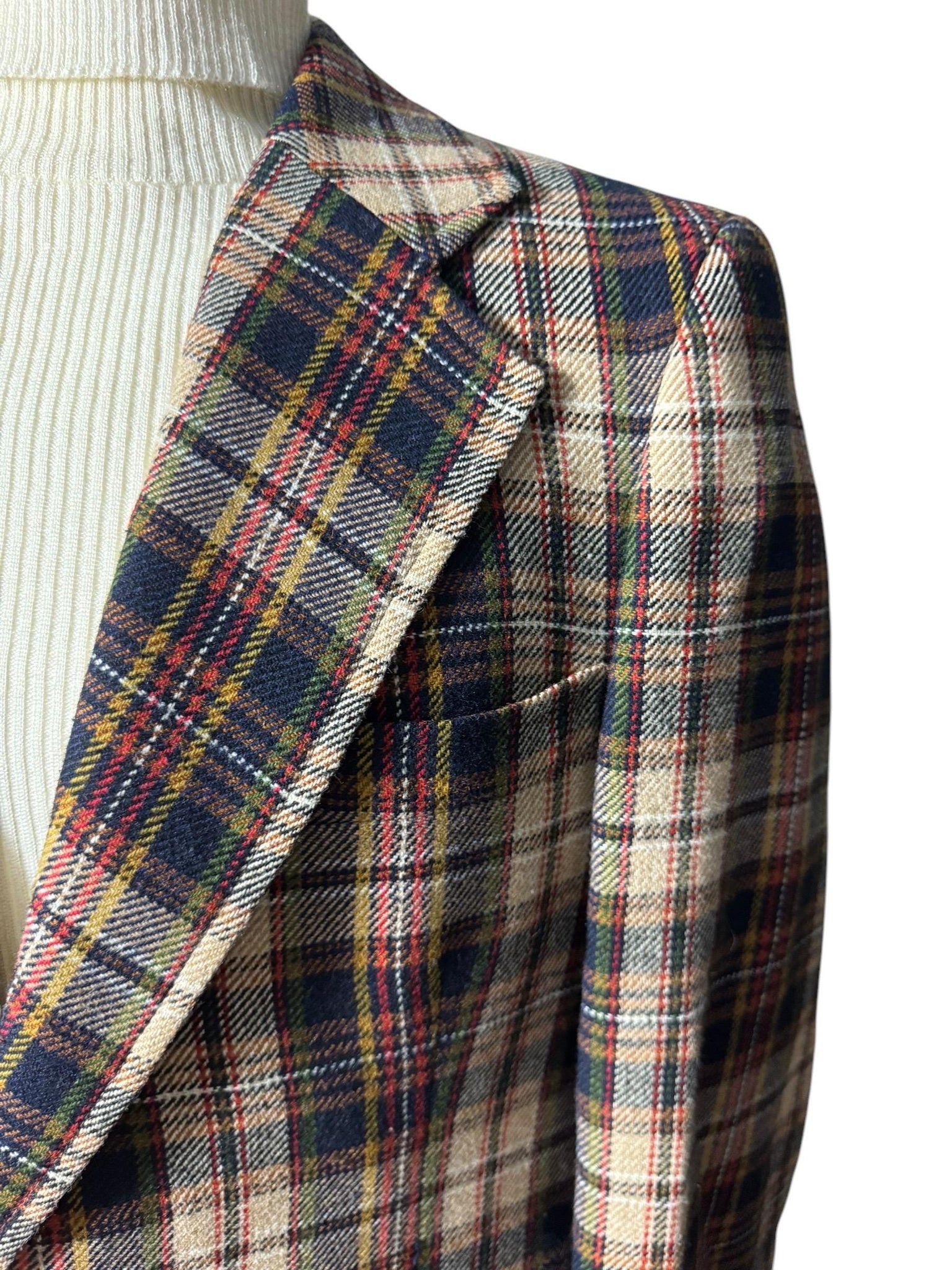 Vintage wool plaid suit jacket 44 Austin Reed