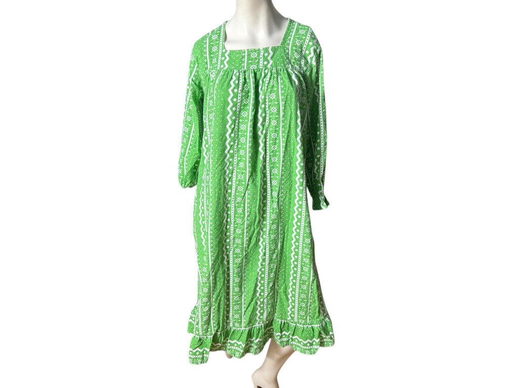 Vintage 80's green flannel nightgown S Anthony Richards