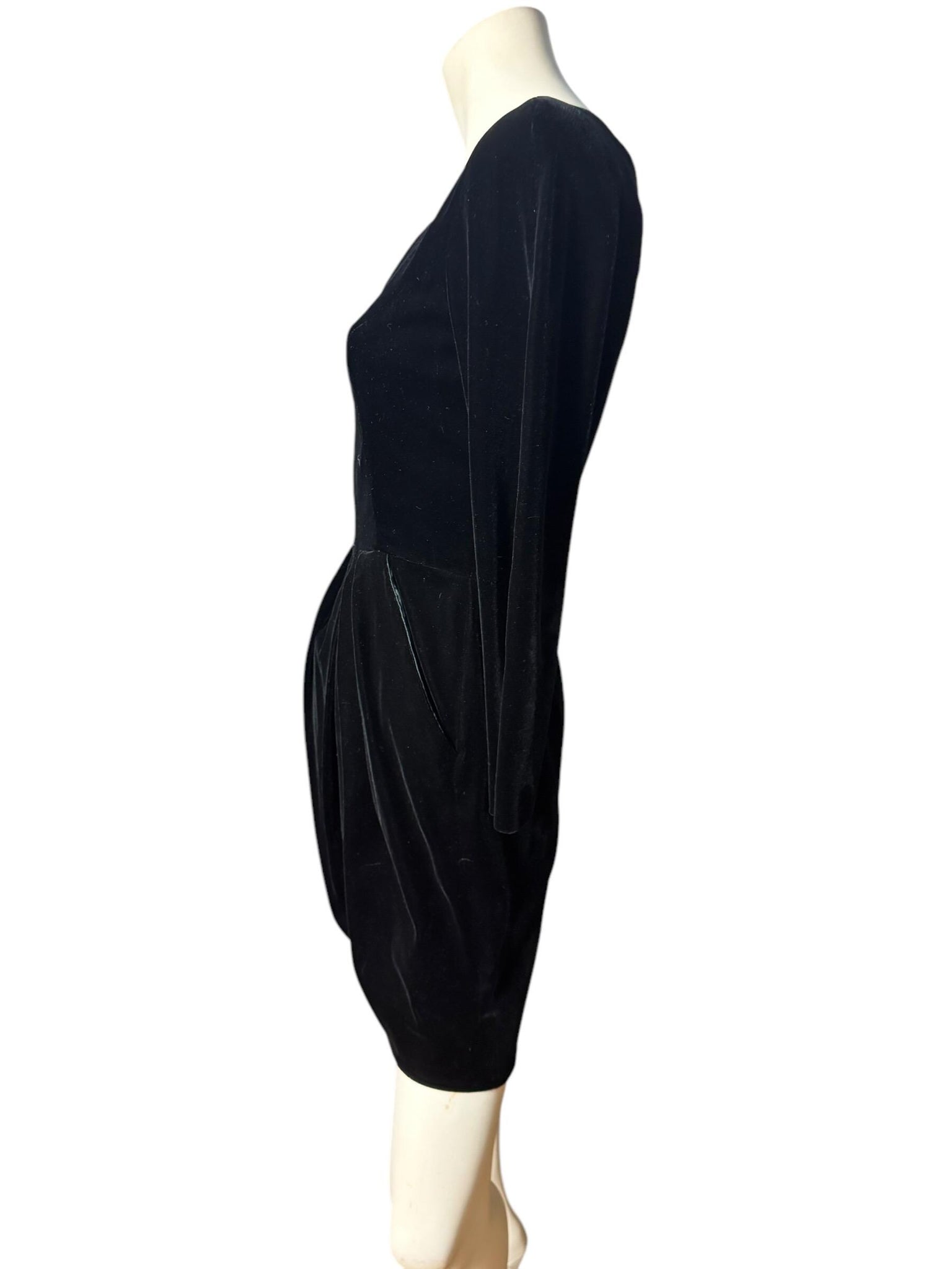 Vintage 80's black velvet dress 6 Maggy London