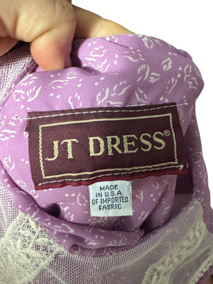 Vintage 80's lavender dress with lace collar M