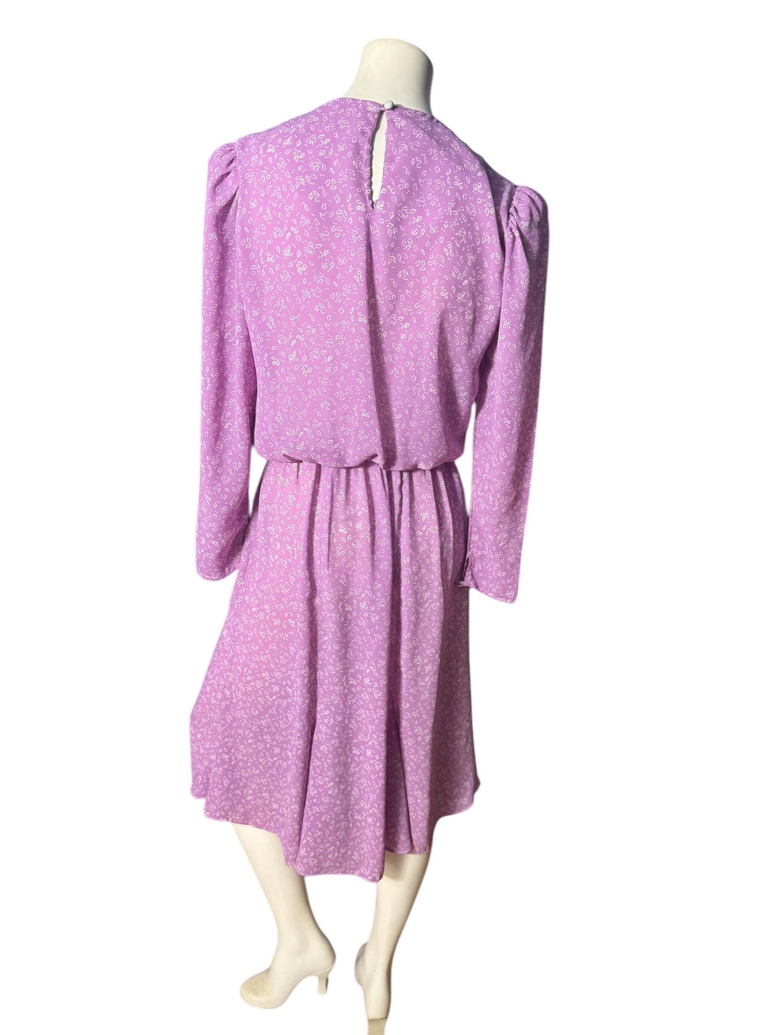 Vintage 80's lavender dress with lace collar M