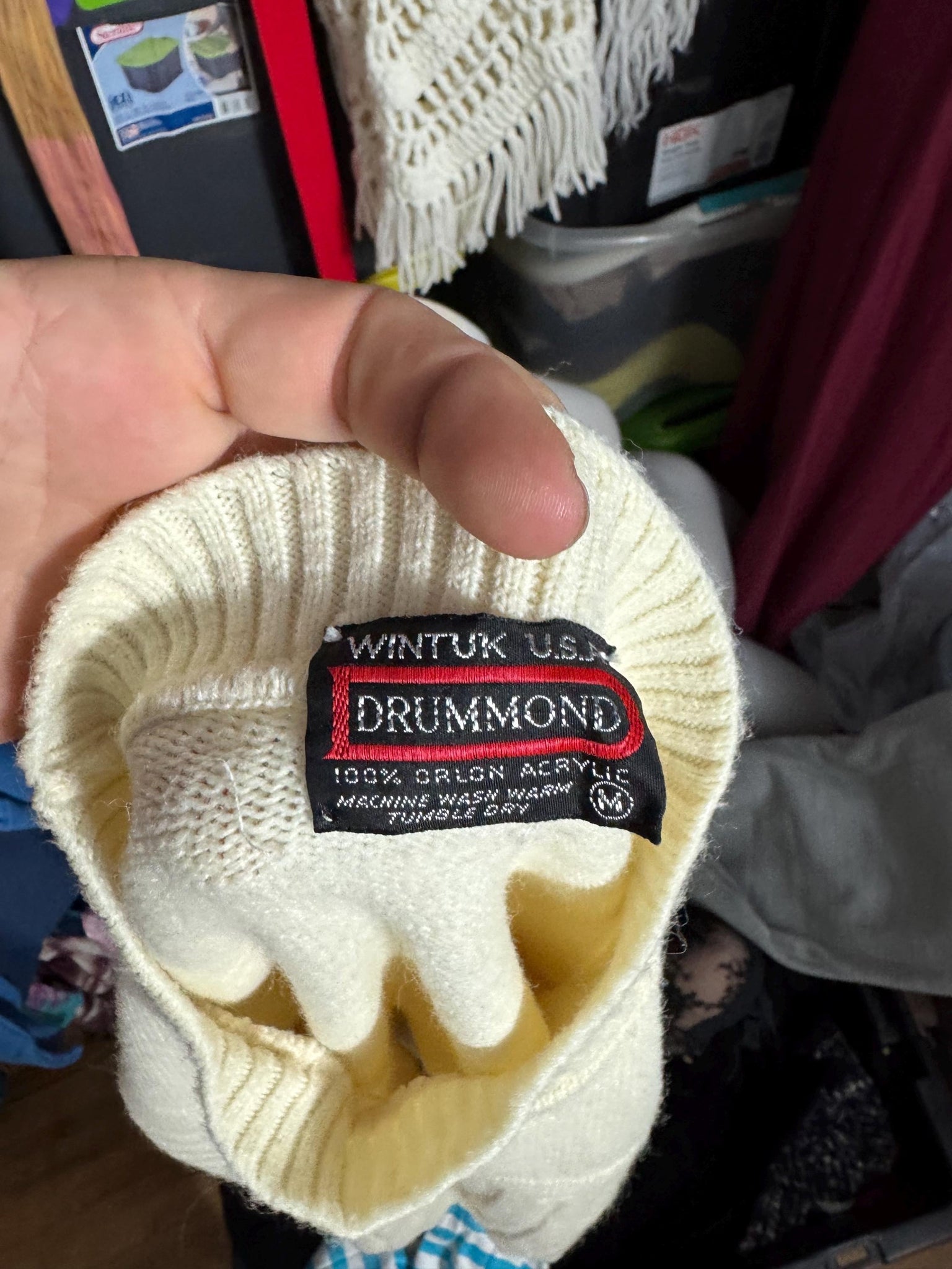 Vintage 70's men's cream sweater M Drummond