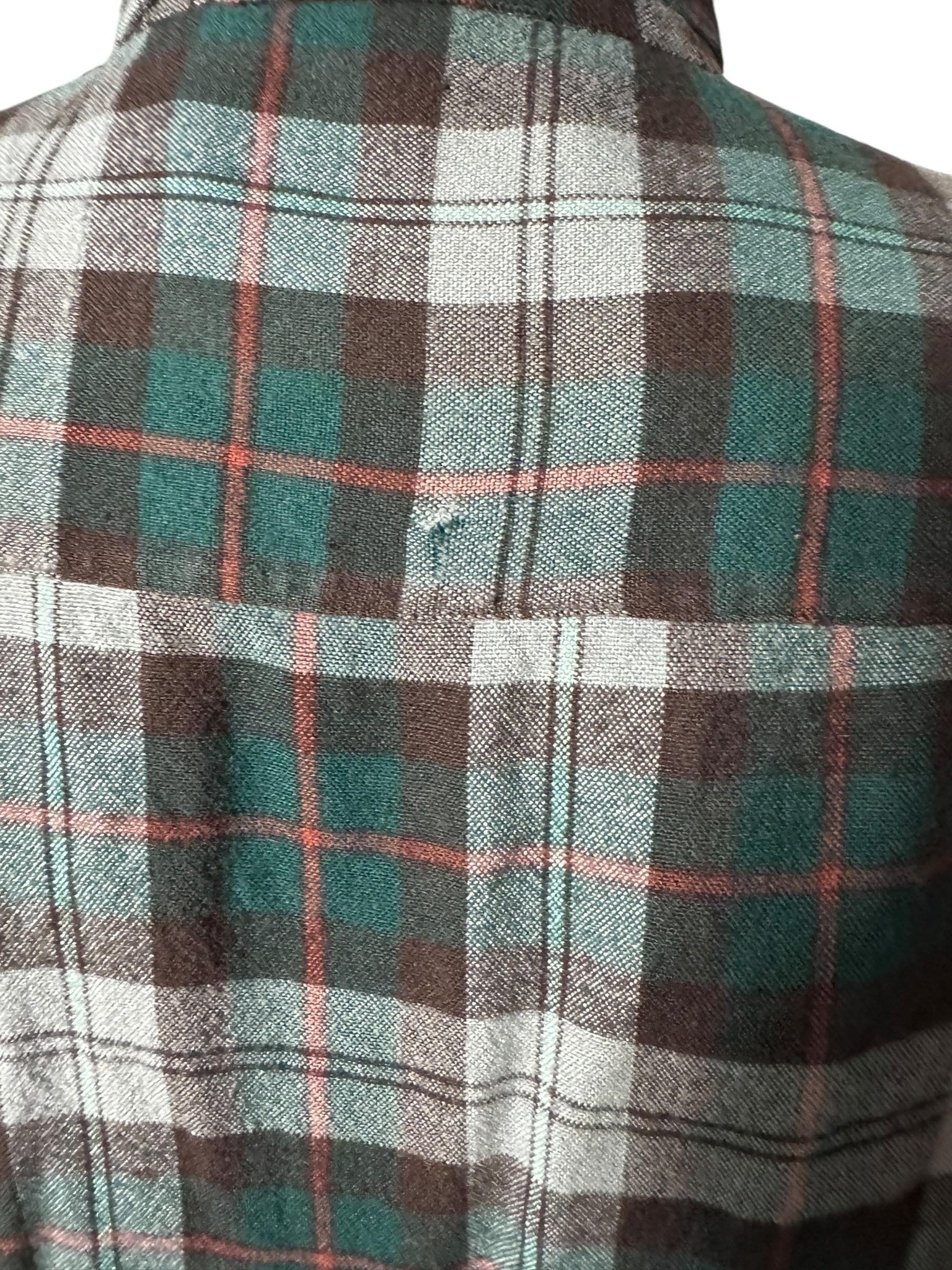 Vintage plaid flannel gray & green shirt M Country Touch