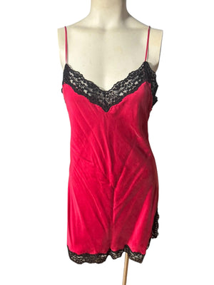 Red silk Victoria's Secret short nightgown M