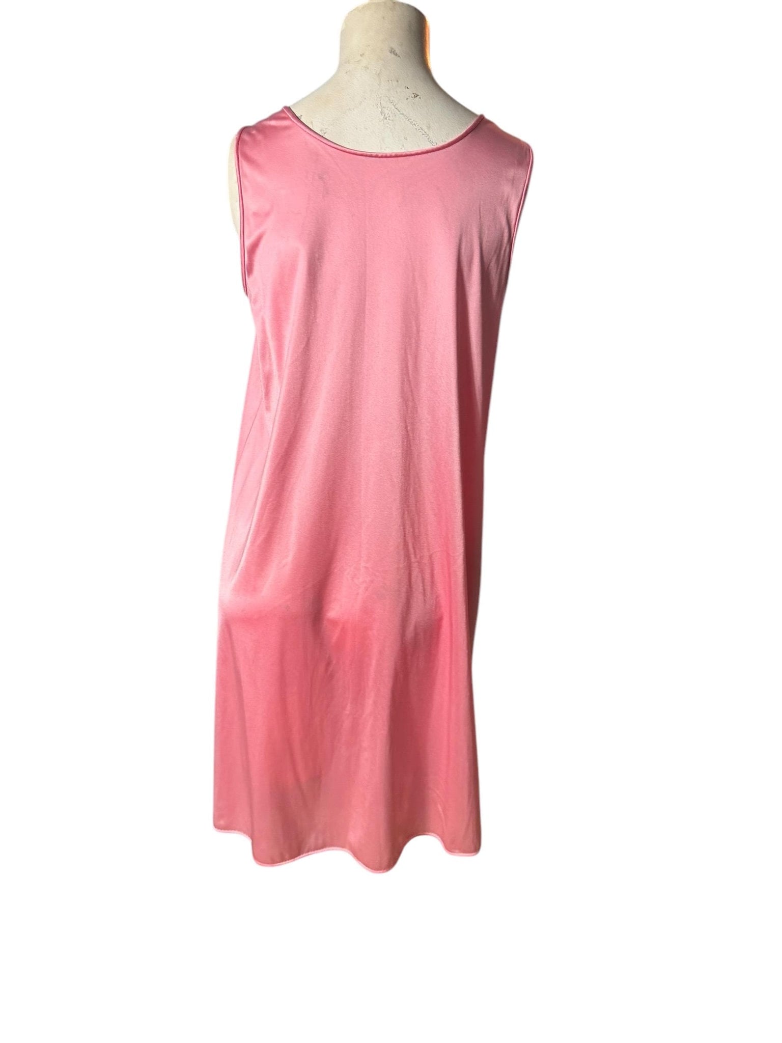 Vintage pink Vanity Fair nightgown PTE