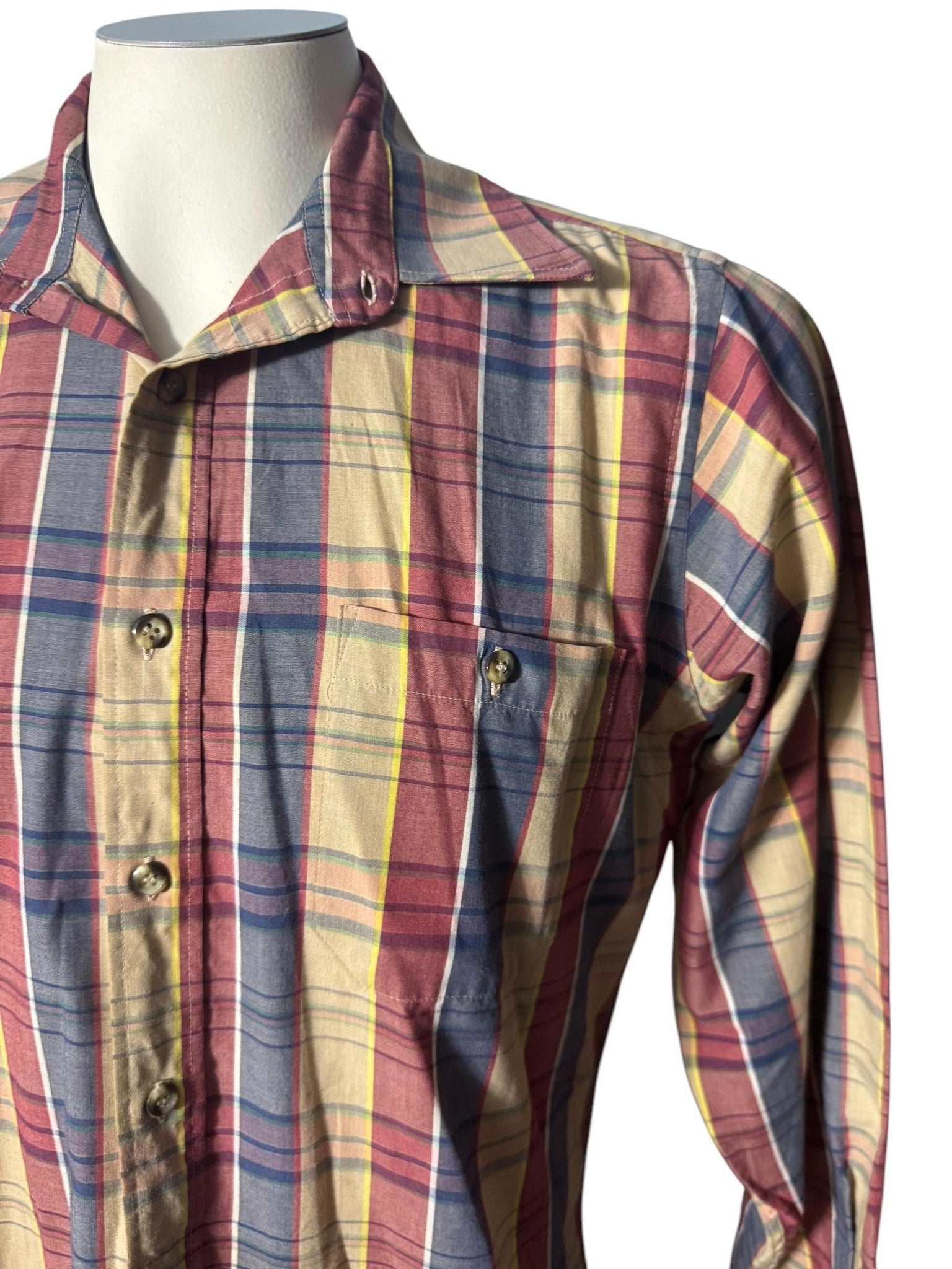 Vintage Levi’s plaid 80's shirt M