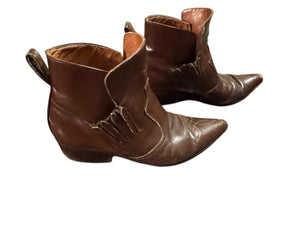 Vintage brown short cowboy boots 5 D
