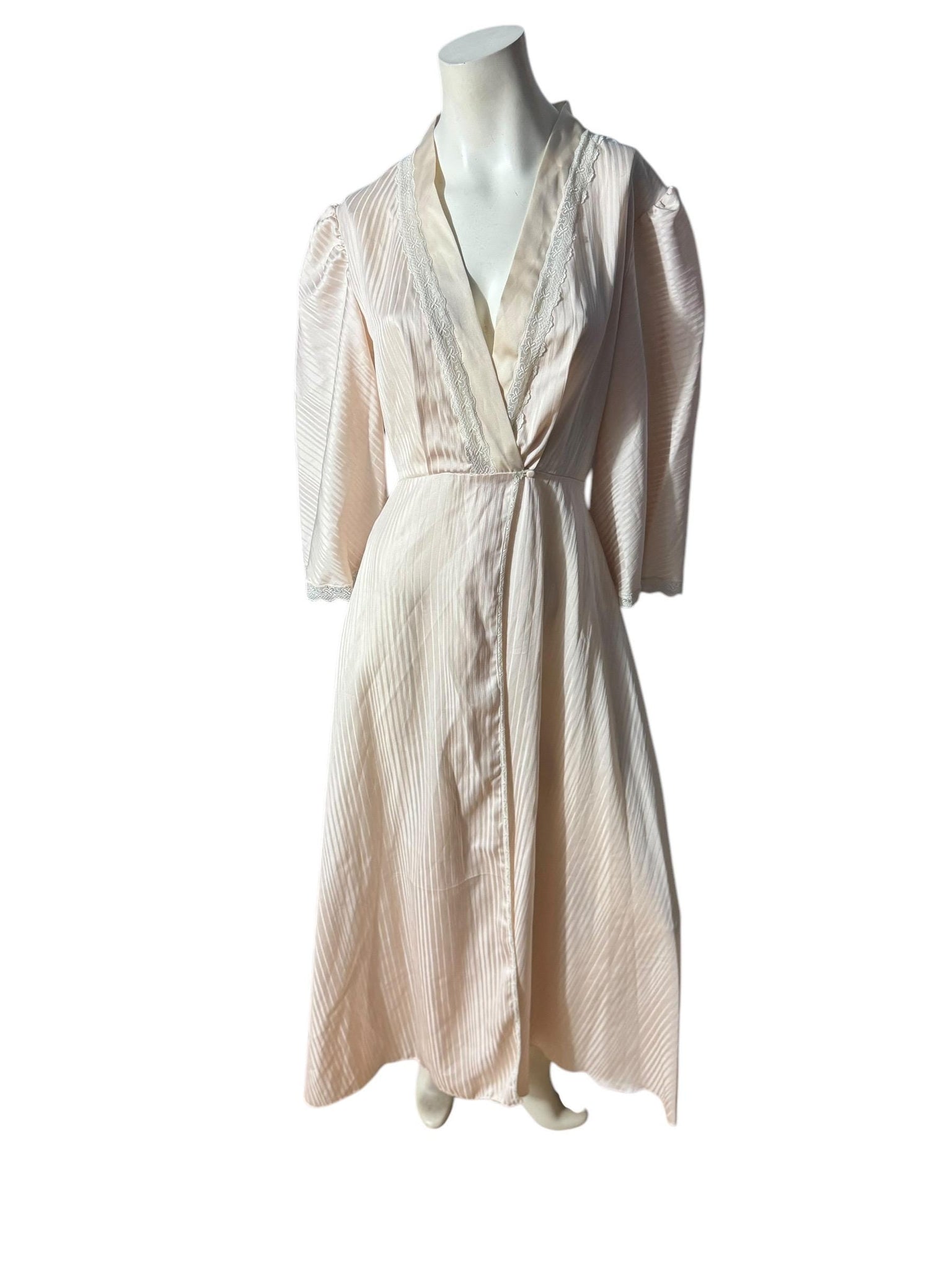 Vintage 70's long pink robe Marisel L