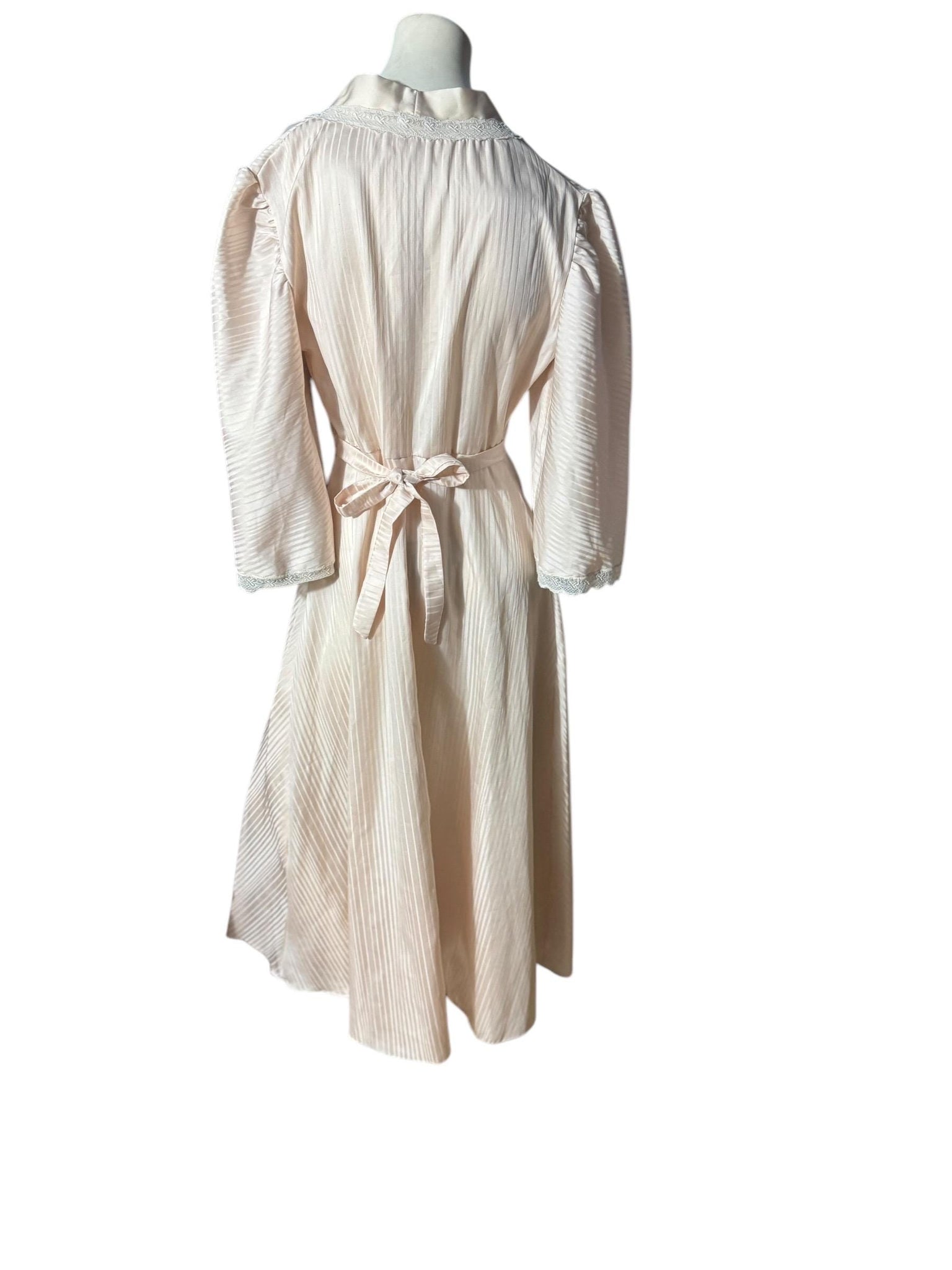 Vintage 70's long pink robe Marisel L