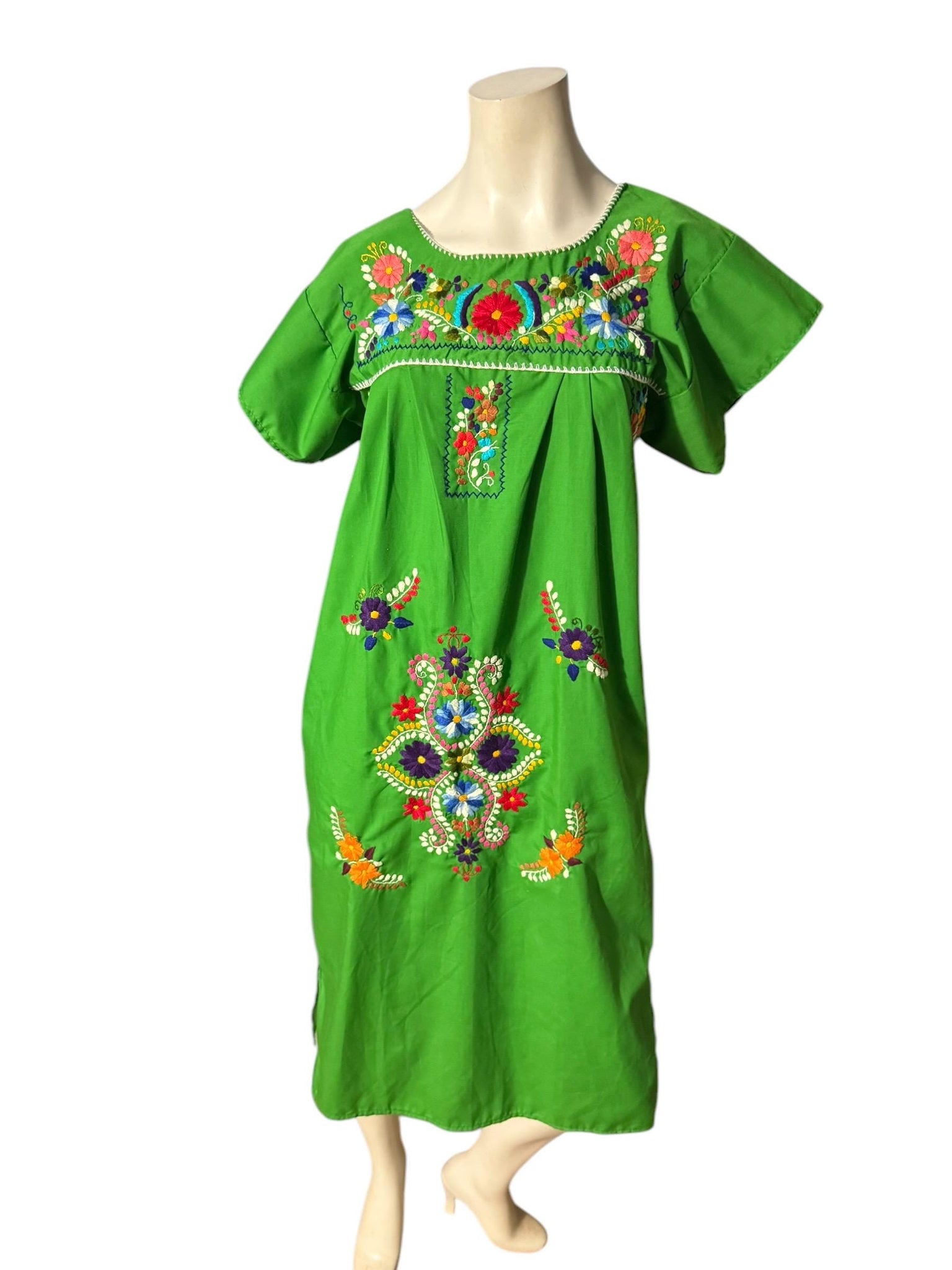 Vintage green mexican embroidered dress XS S