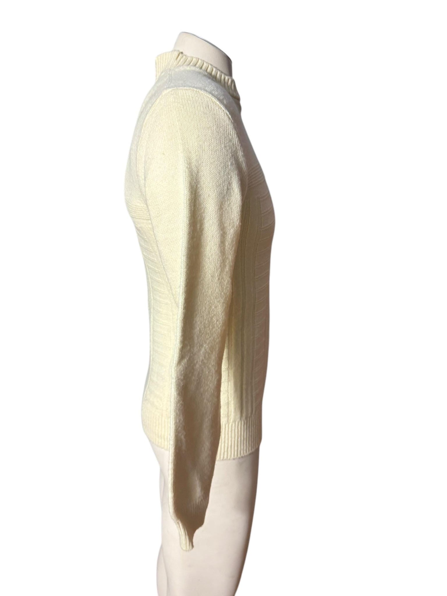 Vintage 70's men's cream sweater M Drummond