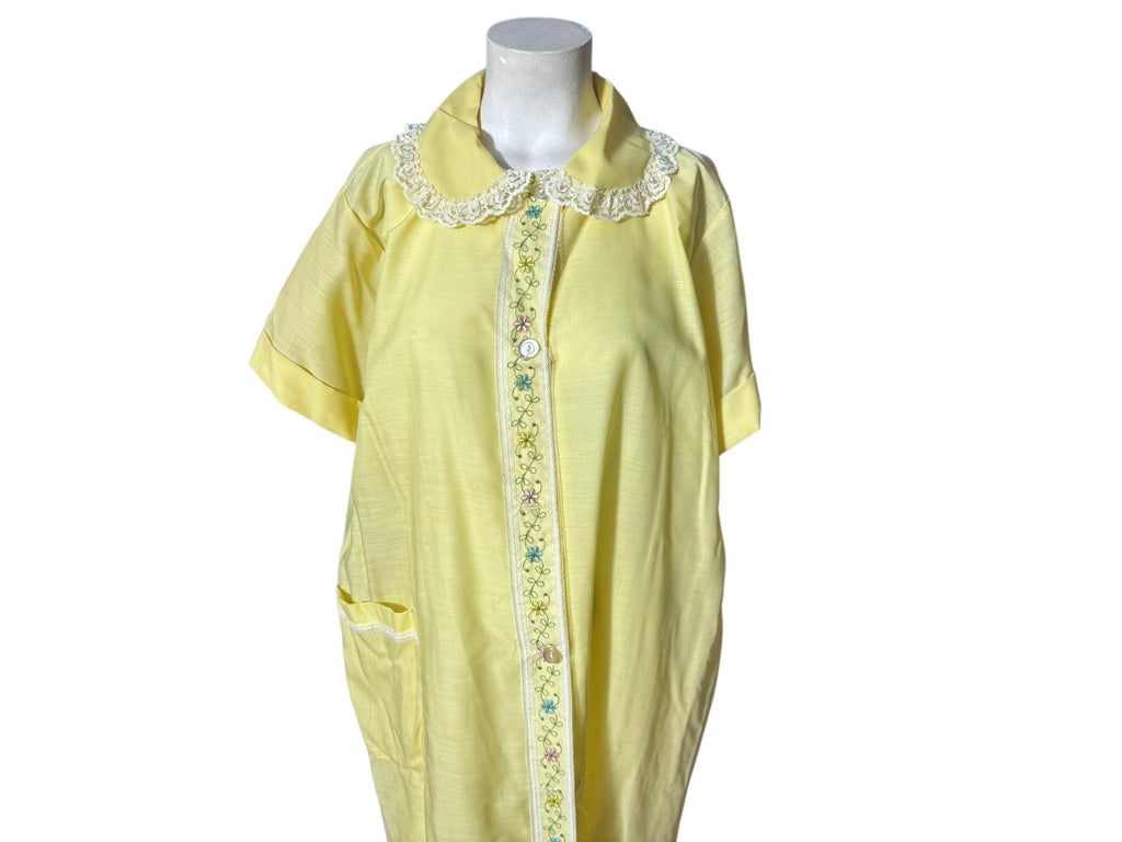 Vintage 60's cotton yellow robe house dress XL