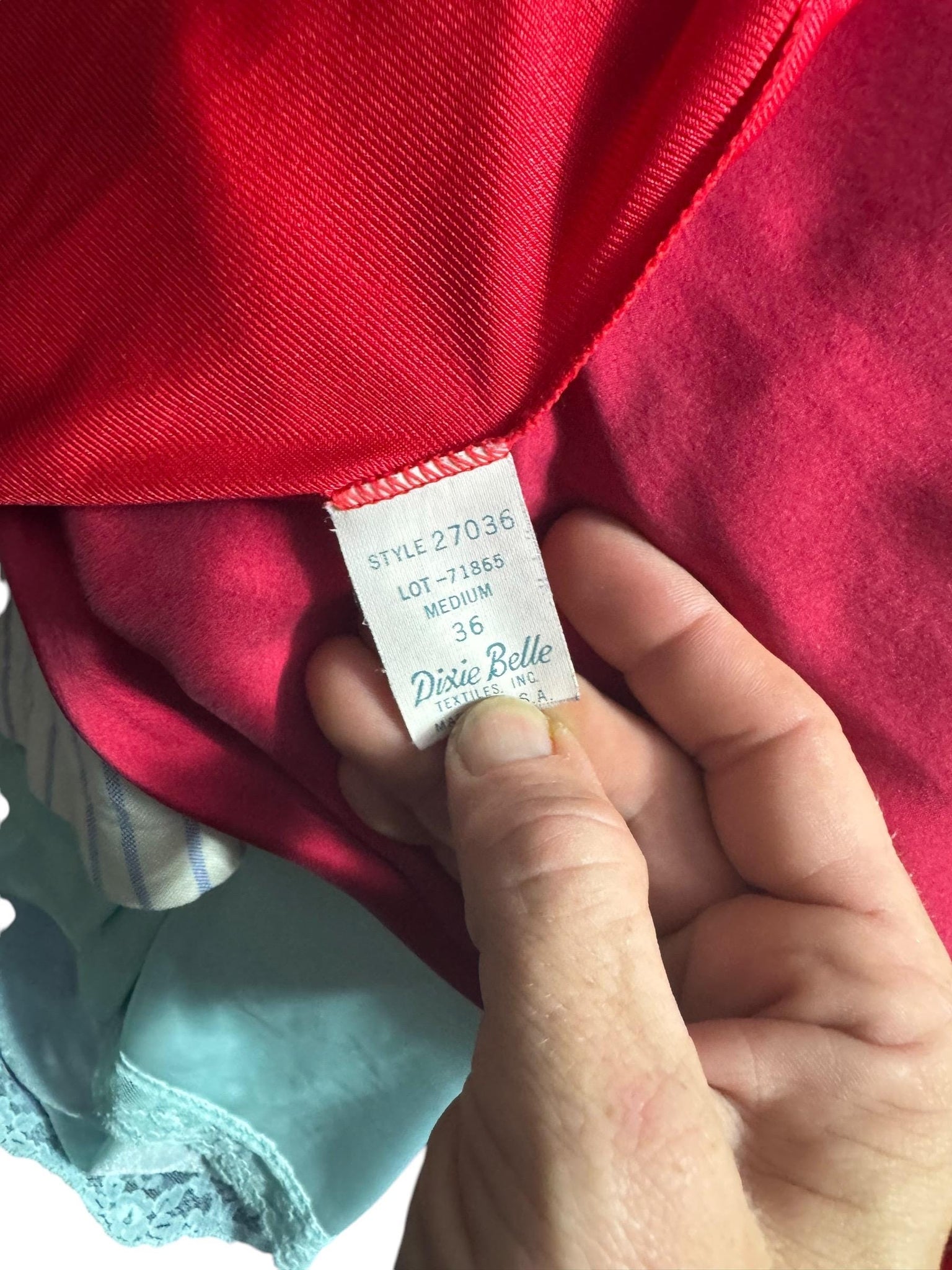 Vintage 70's red robe Dixie Belle M 36