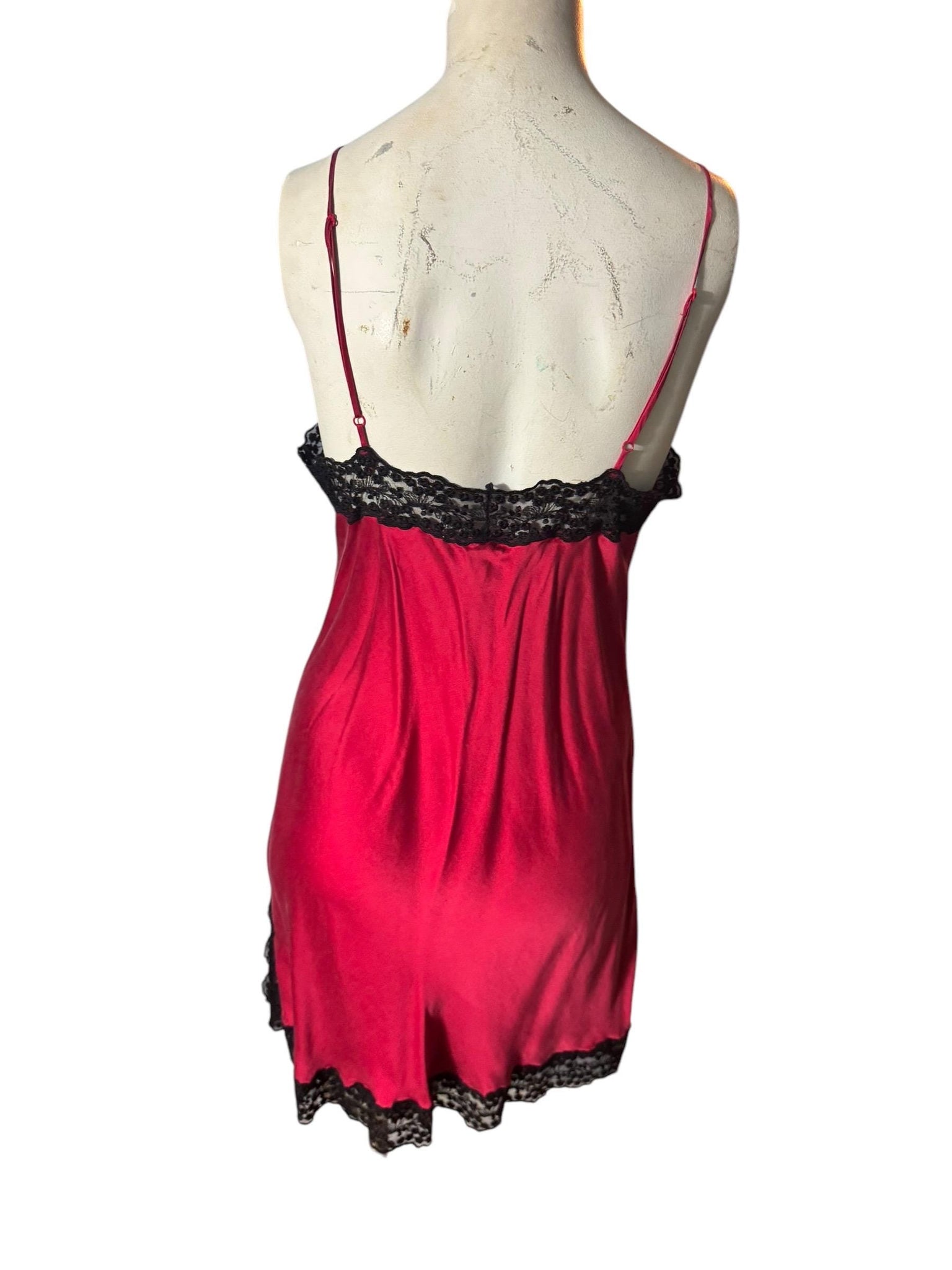 Red silk Victoria's Secret short nightgown M