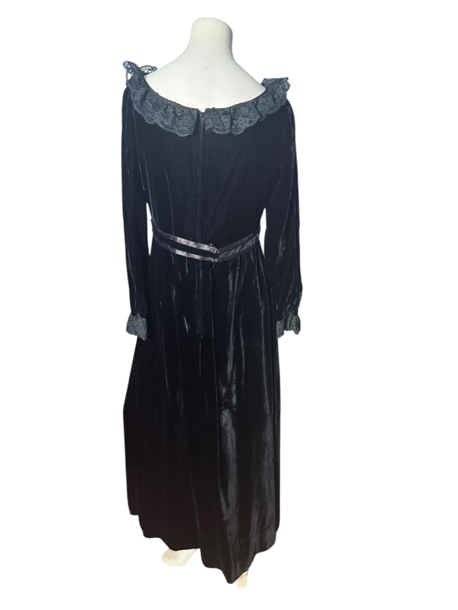 Vintage 60's black velvet maxi dress L