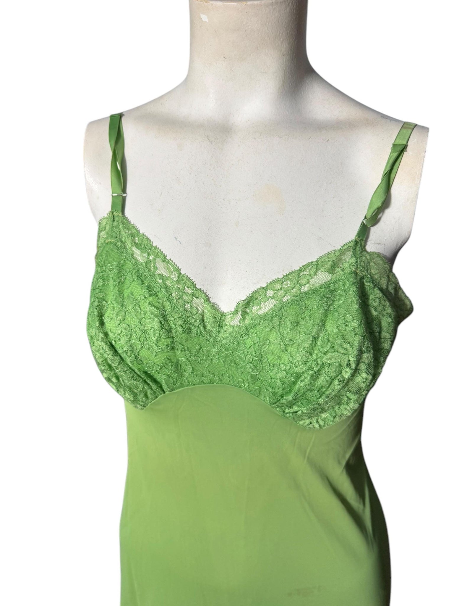 Vintage 60's green slip 32 Vanity Fair