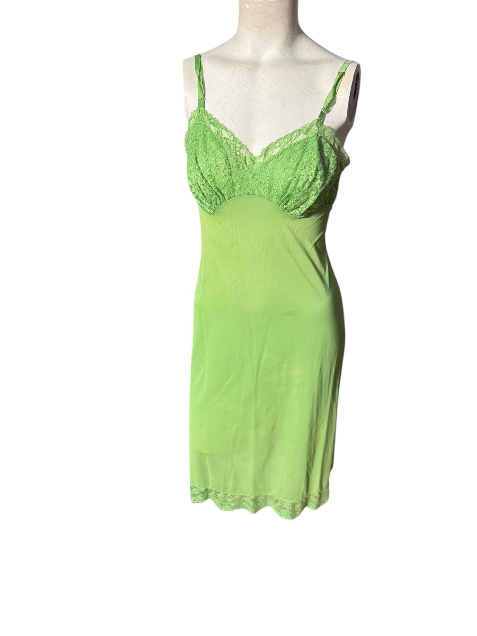 Vintage 60's green slip 32 Vanity Fair