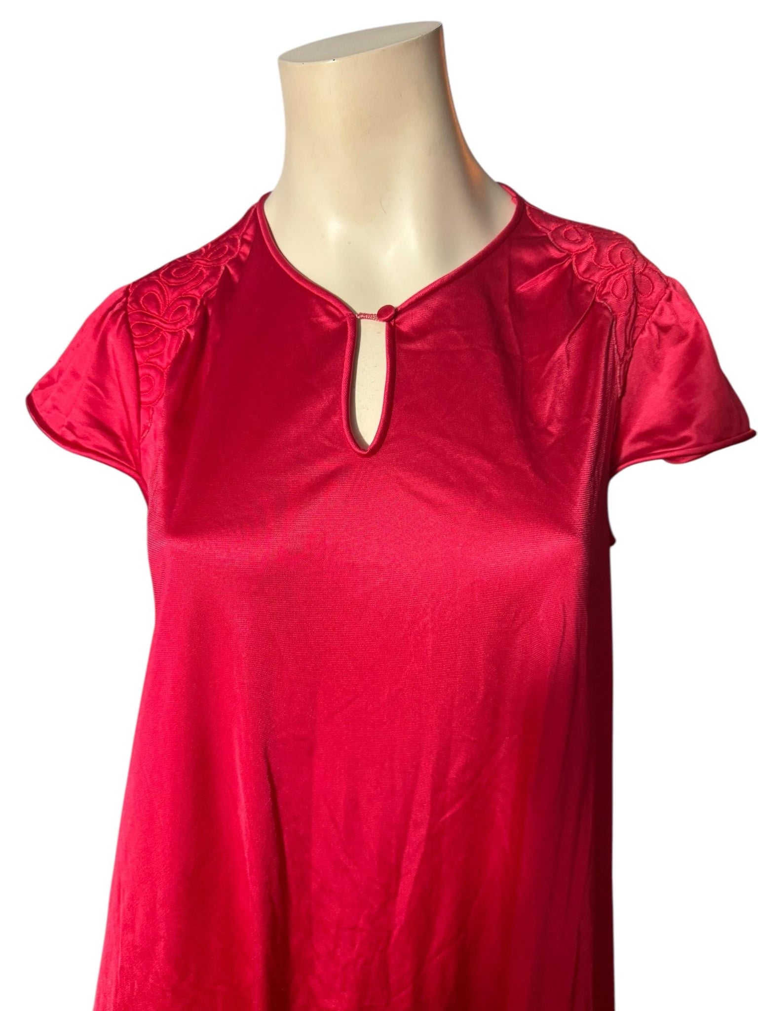 Vintage red nightgown M Vanity Fair M 34