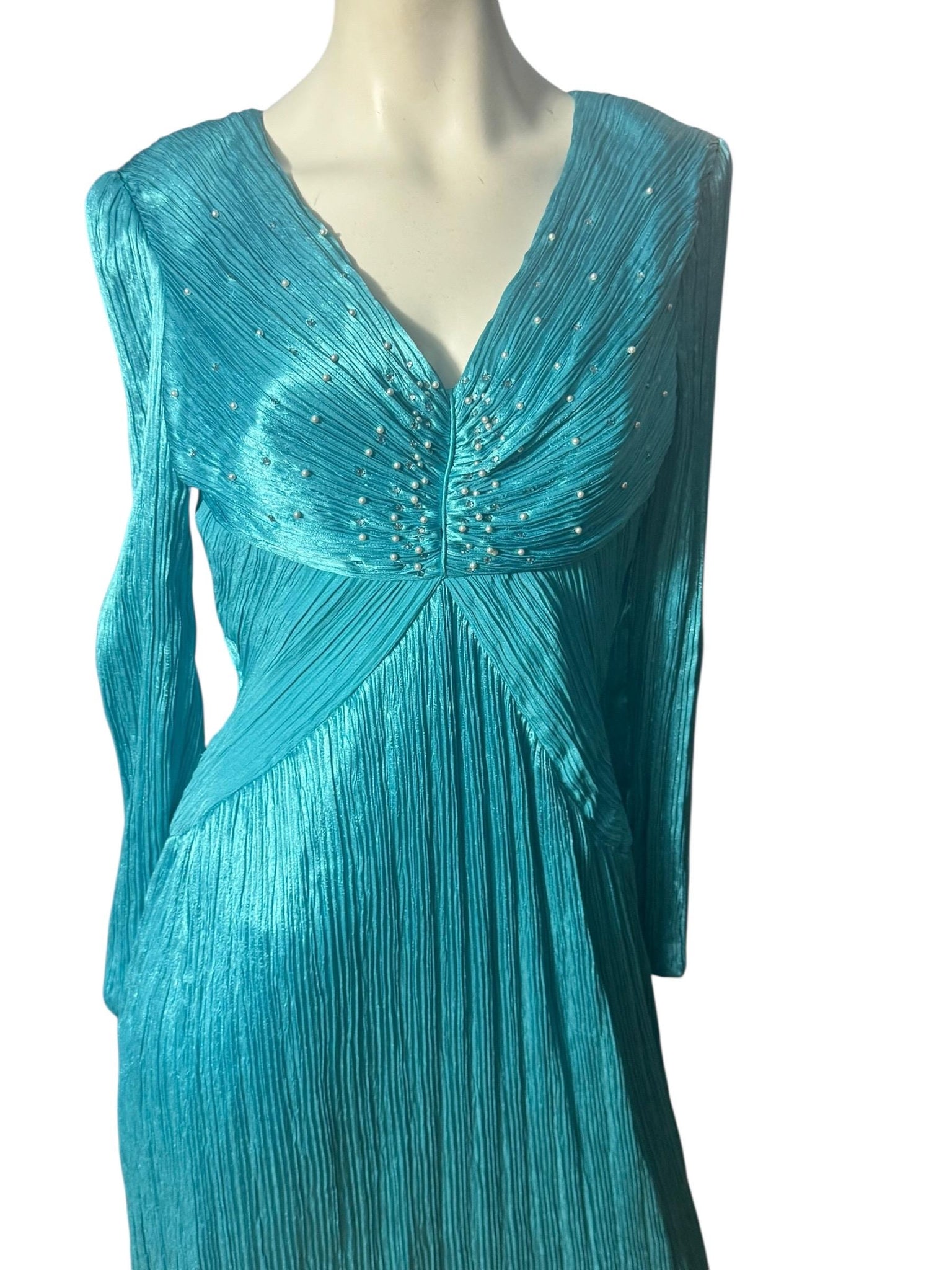 Vintage 80's long formal turquoise bead dress 10