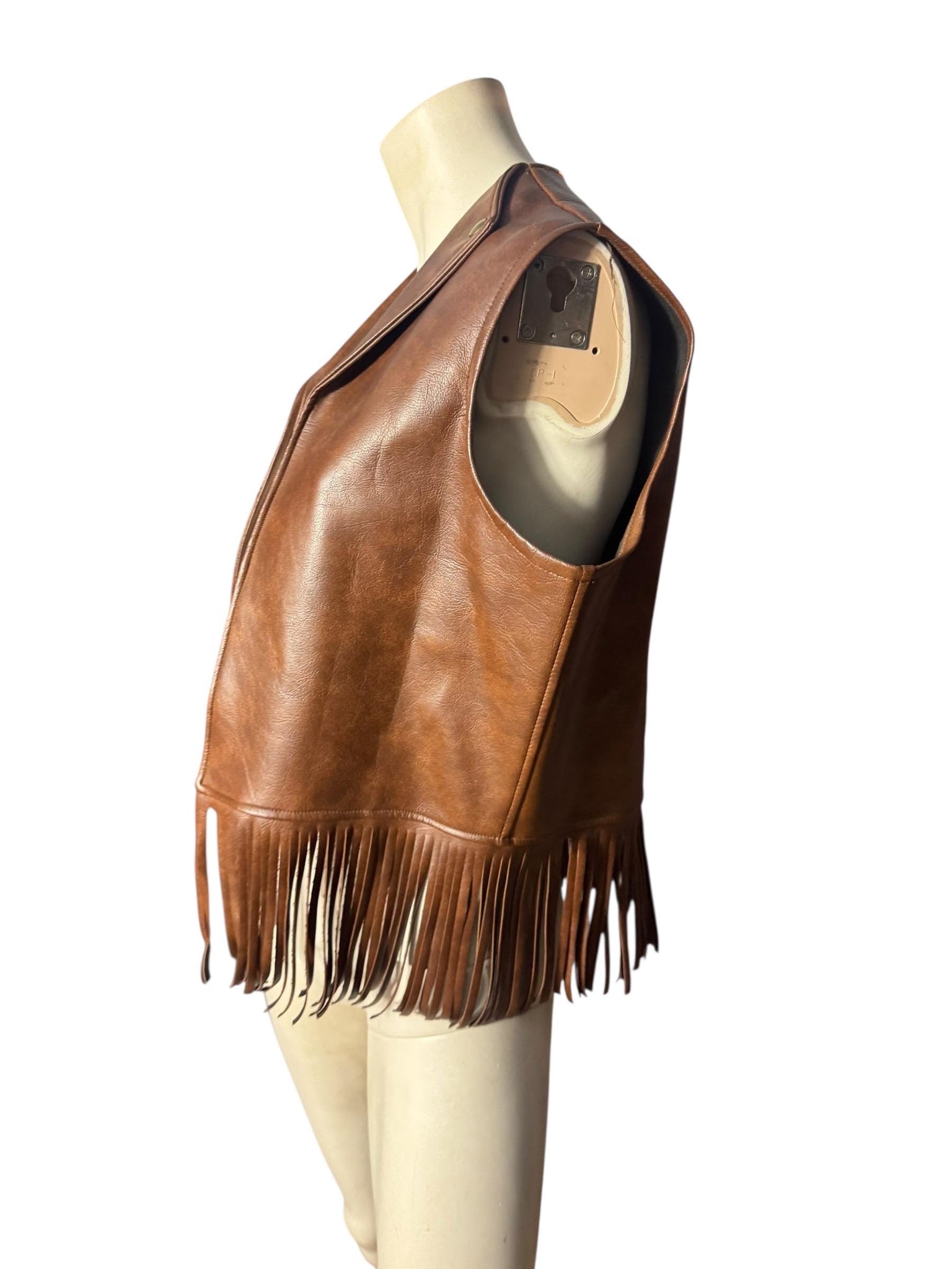 Vintage 1970’s faux leather fringe vest M Lamplighter
