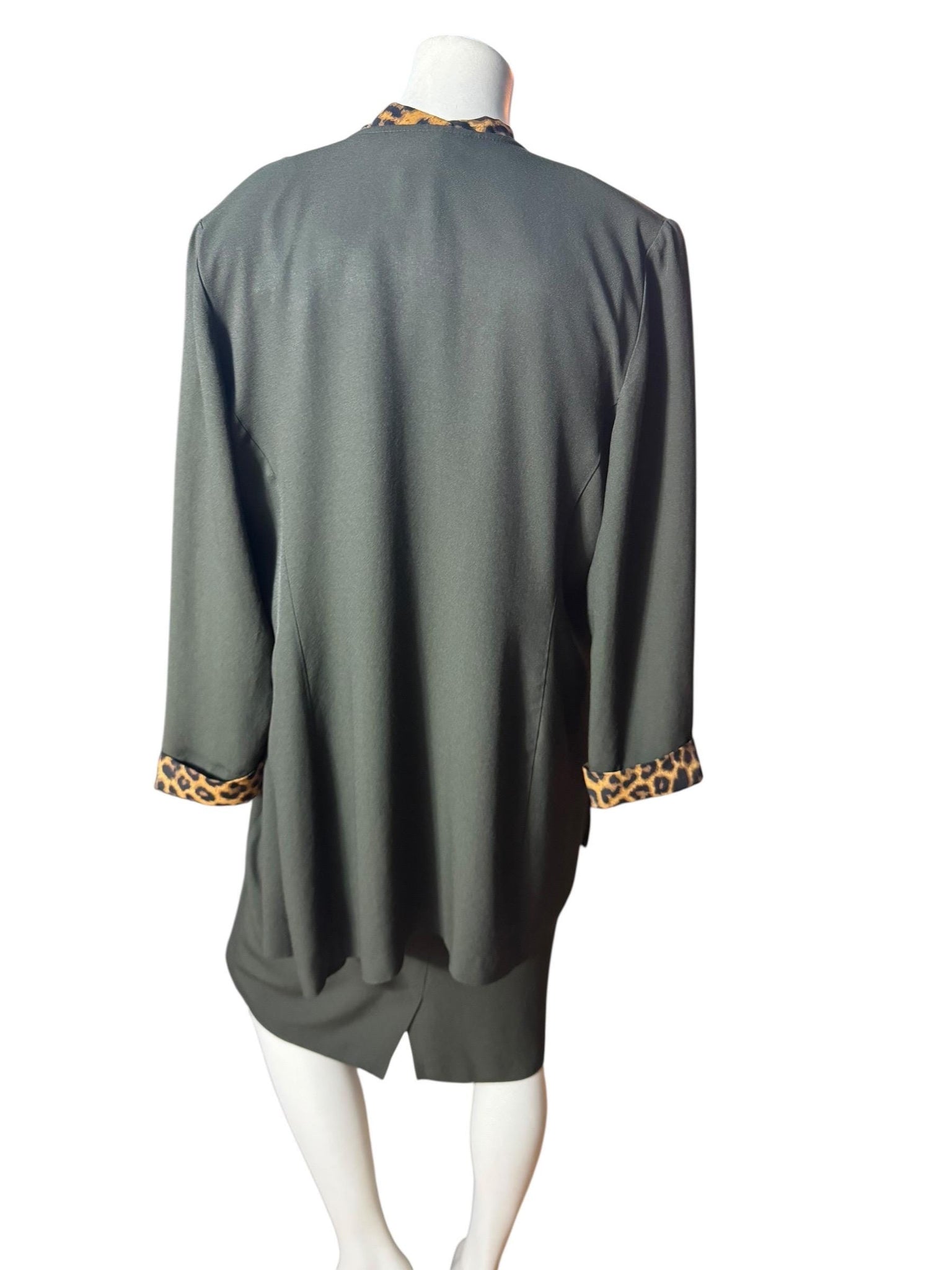 Vintage 80's leopard dress & jacket L 12 crepe rayon