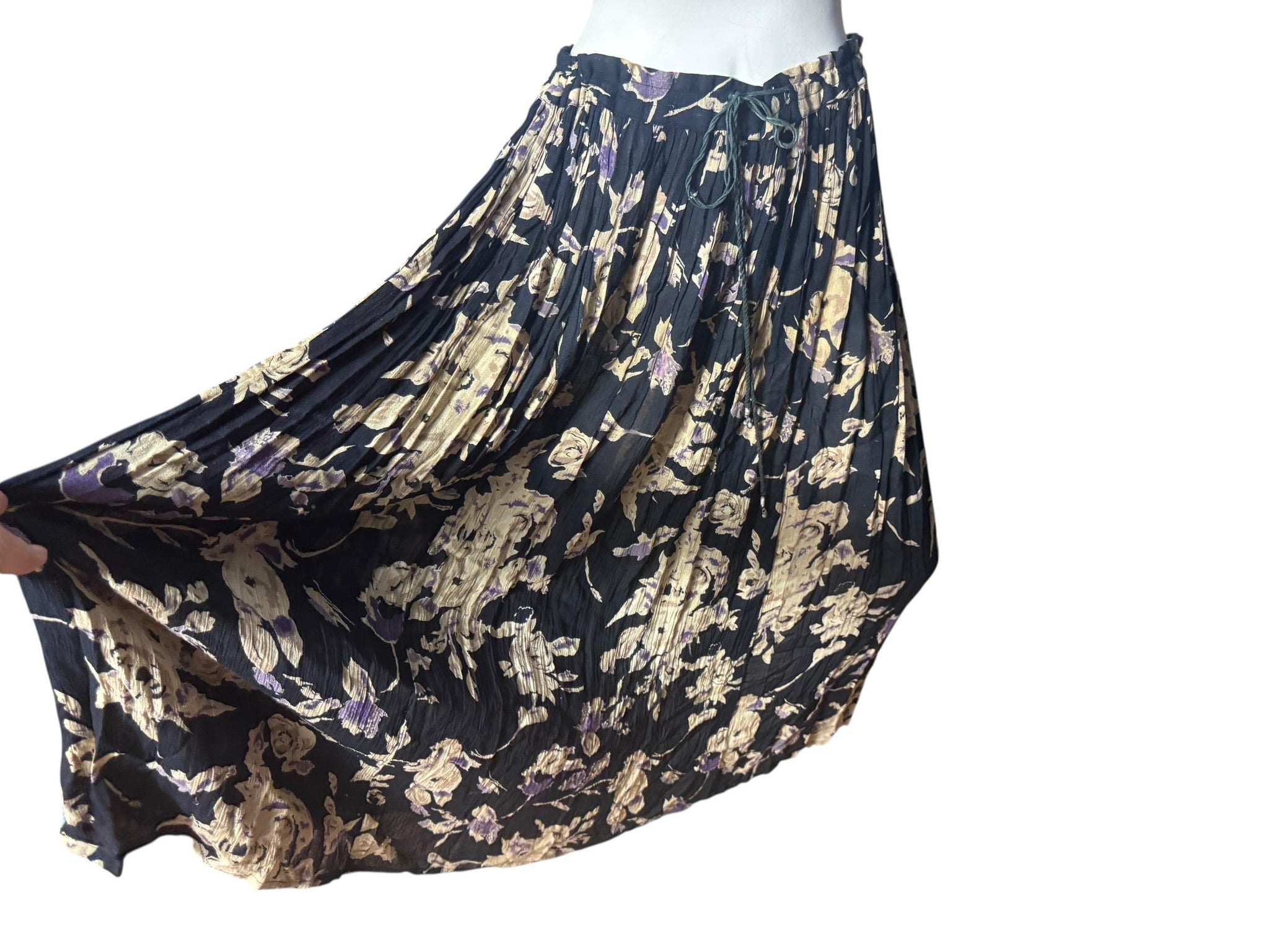 Vintage rayon full circle skirt M cotton India Basic Editions
