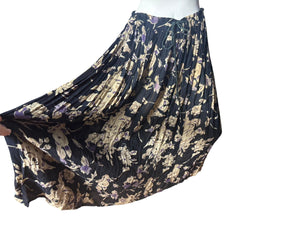 Vintage rayon full circle skirt M cotton India Basic Editions