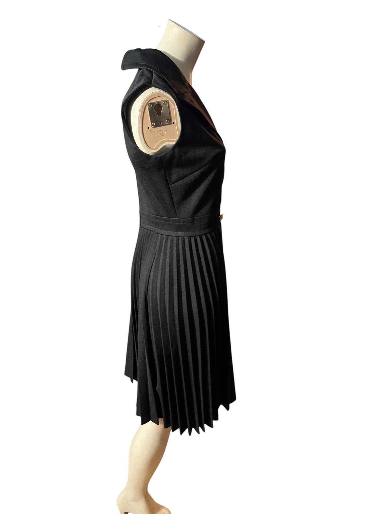 Vintage 70's black pleated dress M 14 Butte Knit