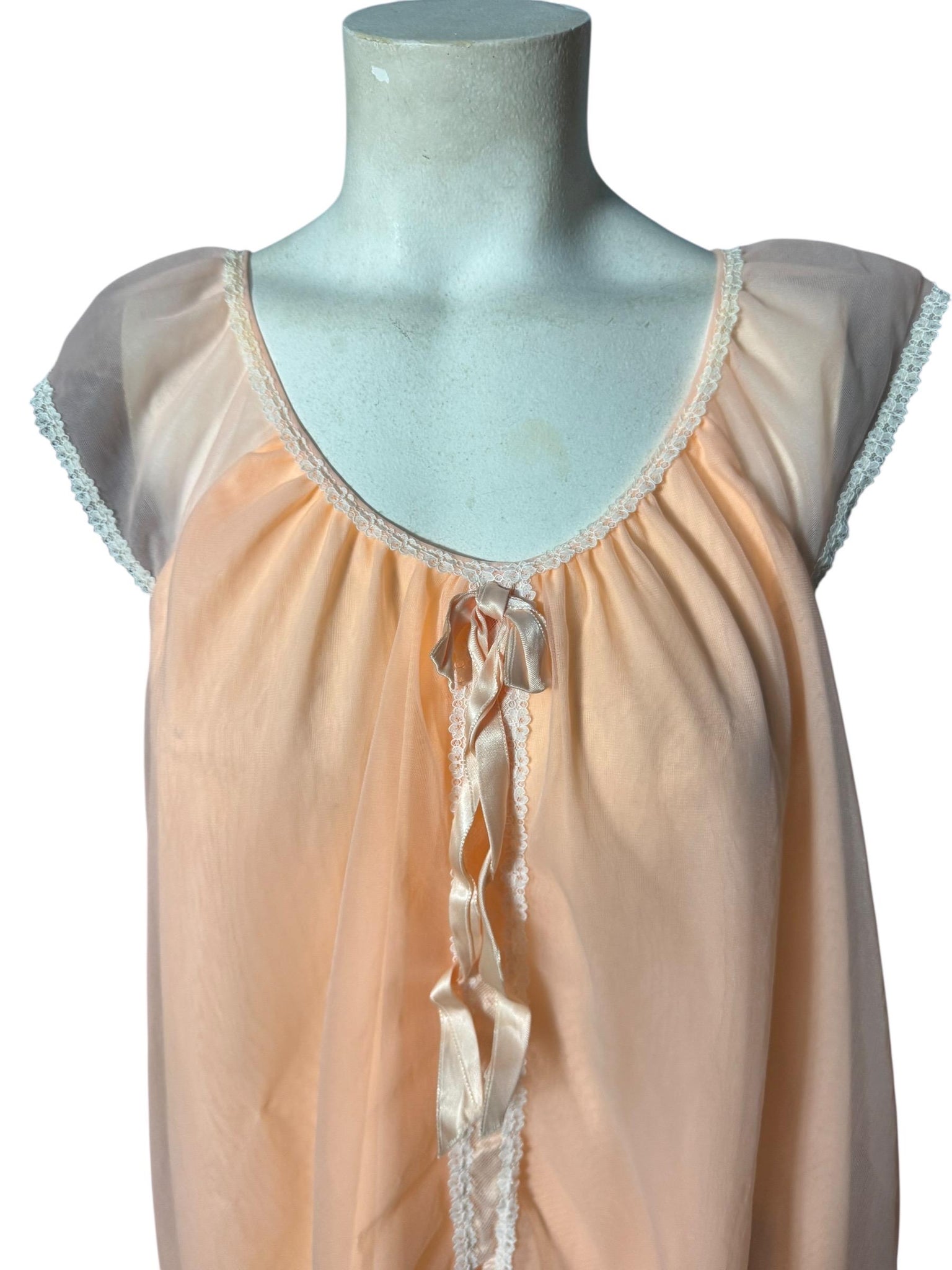 Vintage 60's peach babydoll nightgown L