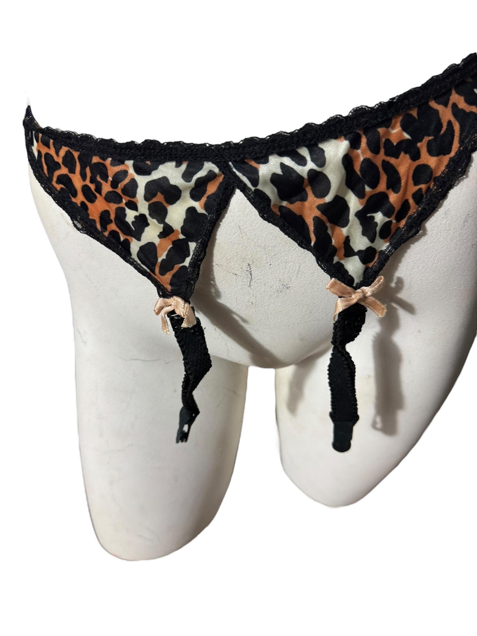 Vintage leopard garter belt S Darling