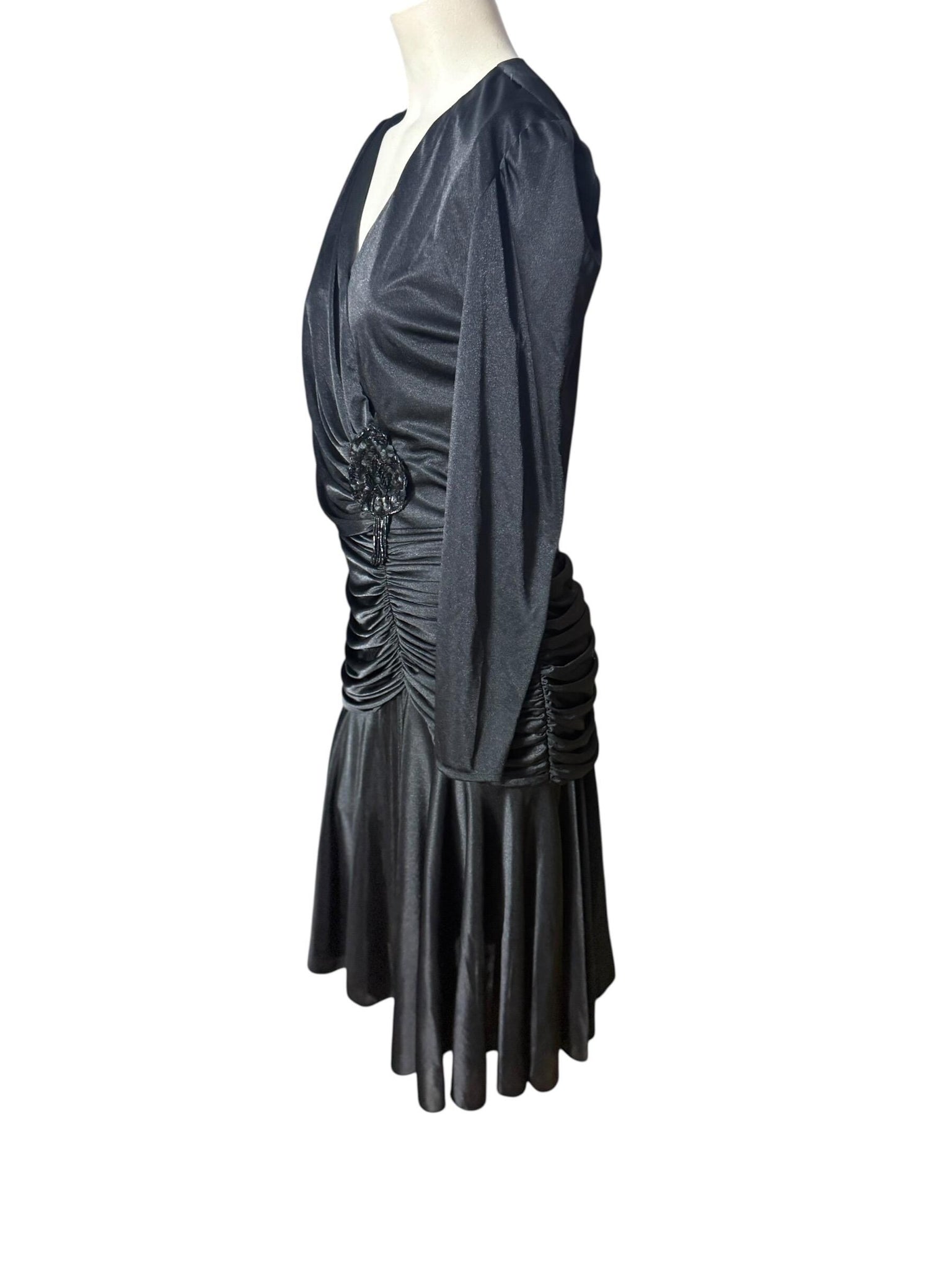 Vintage 80's draped black slinky M