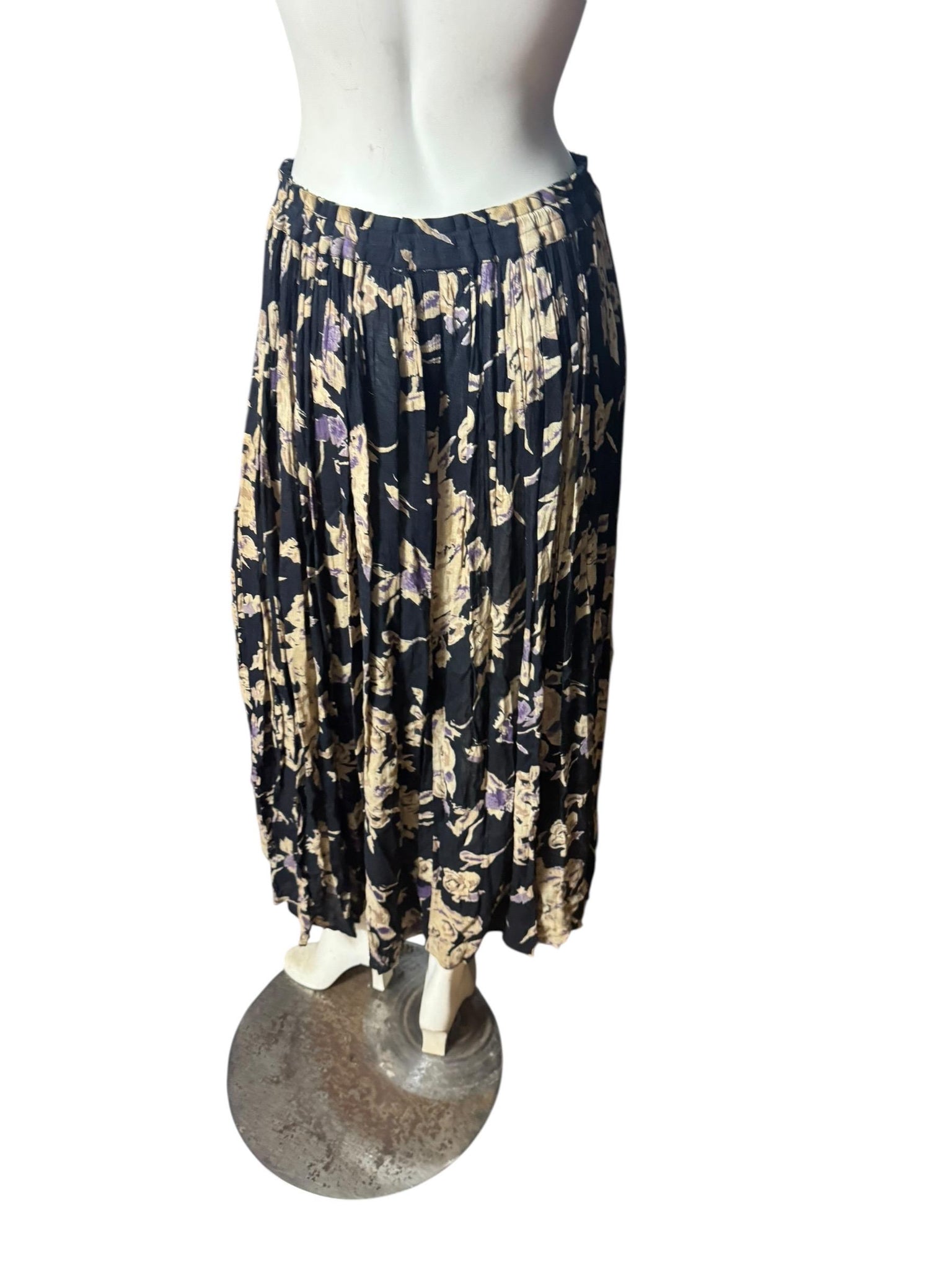 Vintage rayon full circle skirt M cotton India Basic Editions
