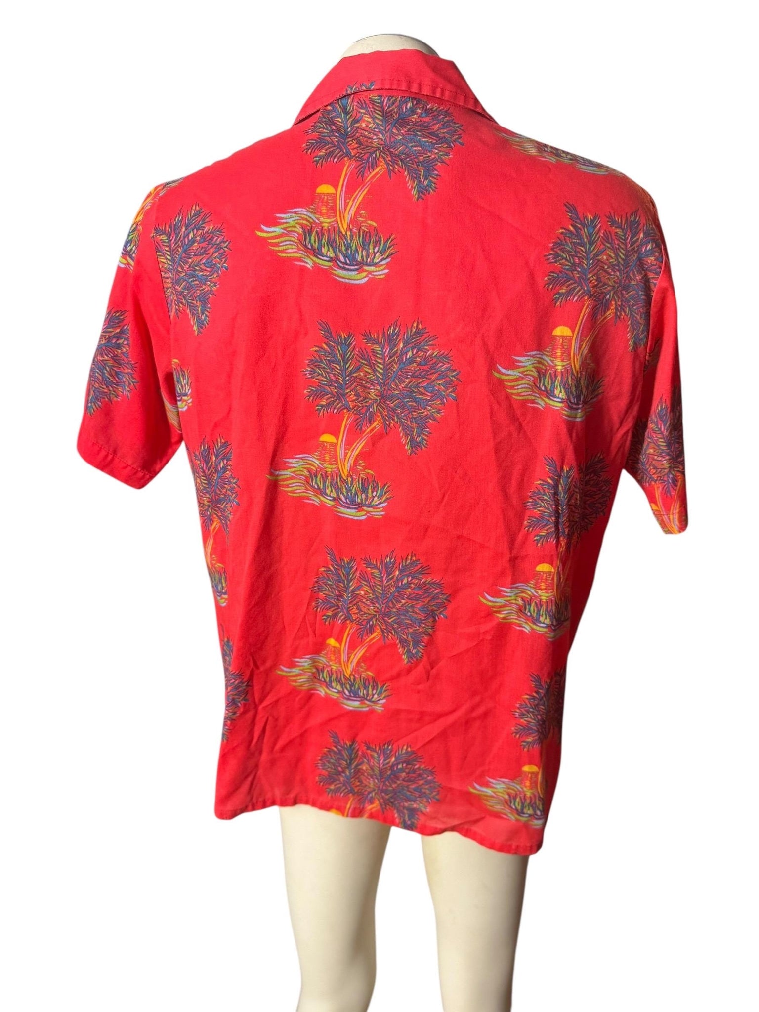 Vintage red Hawaiian shirt tiki L Oslander
