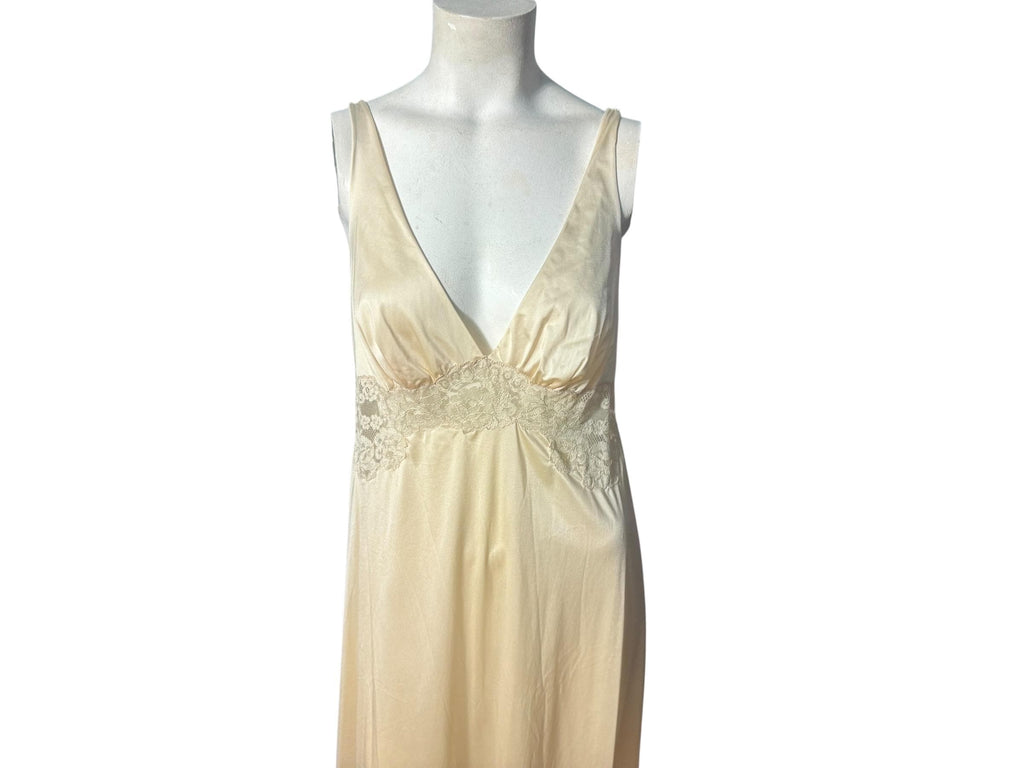 Vintage 70's long beige nightgown M
