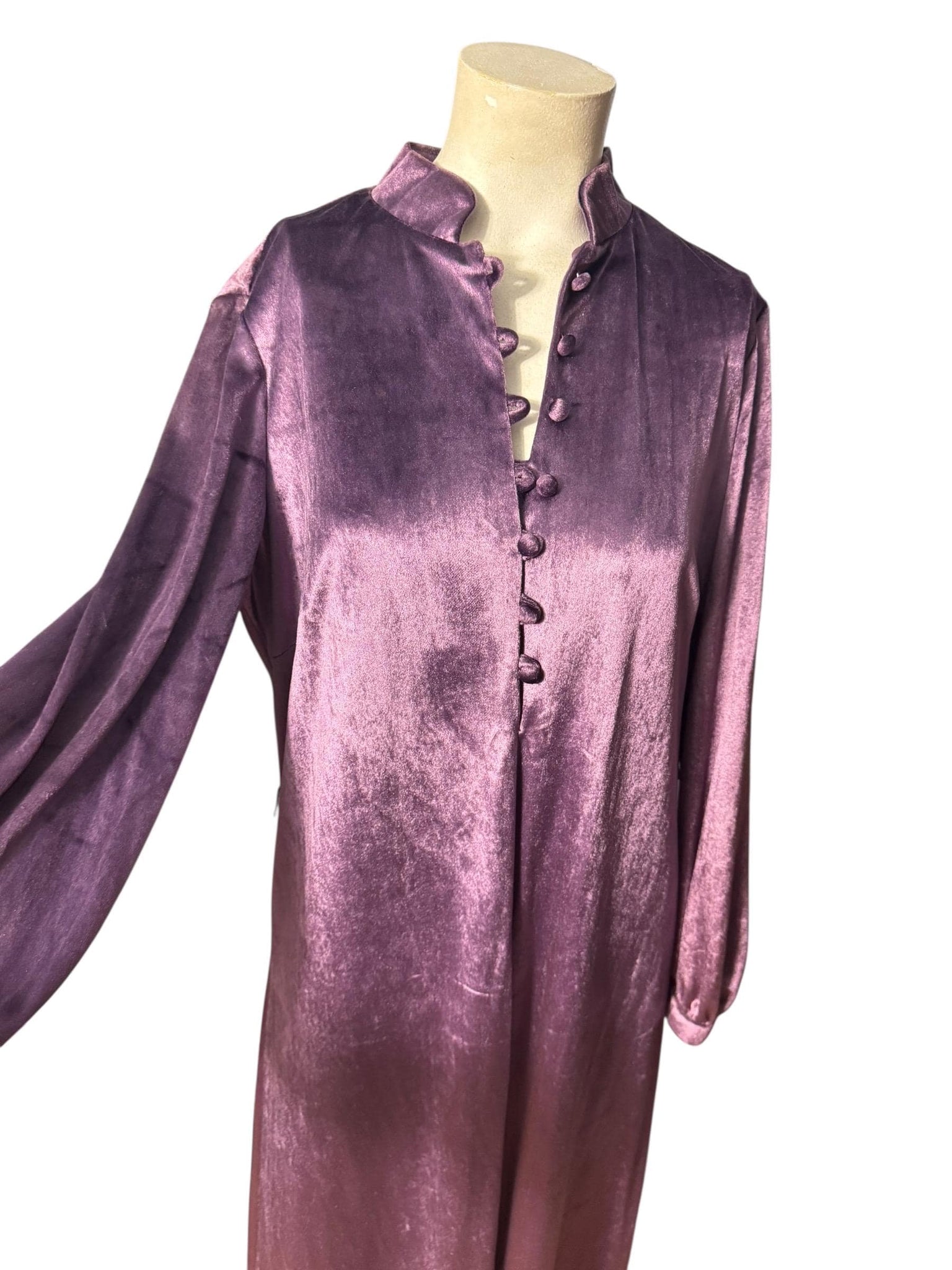 Vintage 1970’s purple velour long lounge dress