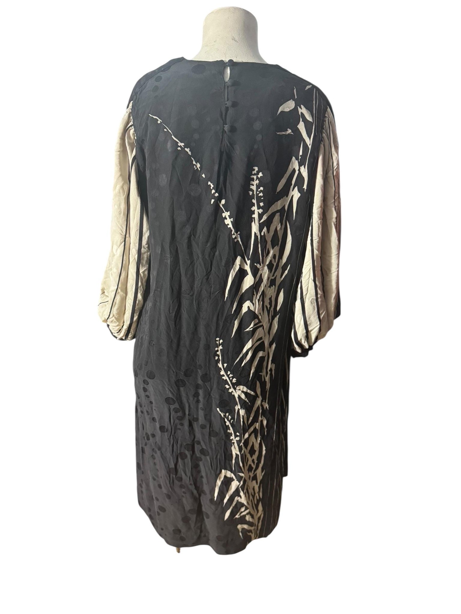 Vintage silk cream & black 80's dress 20 XXL balloon sleeves