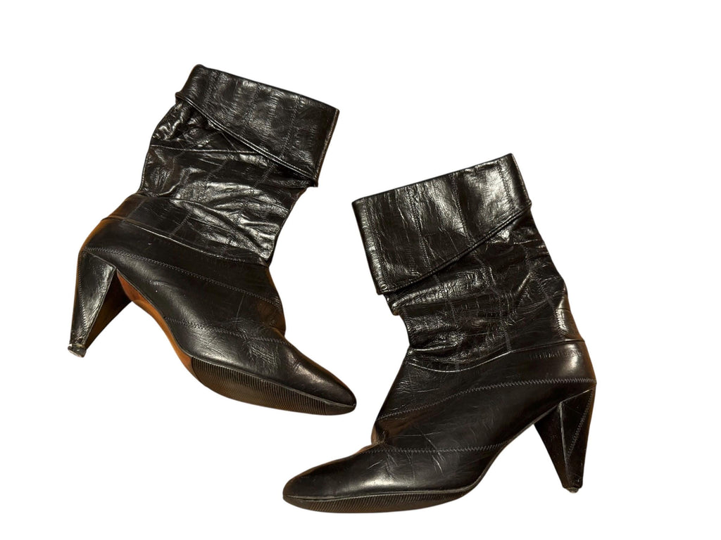 Vintage black 80's short rocker boots 7.5 Joyce