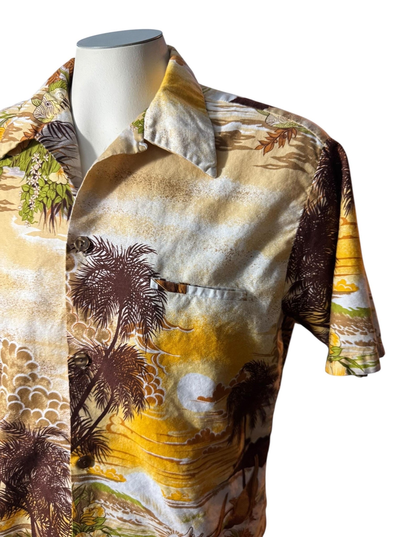 Vintage 60's Hawaiian shirt M L Diamond Head