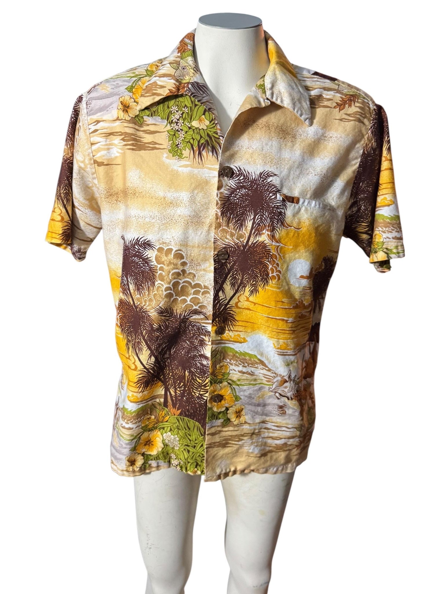 Vintage 60's Hawaiian shirt M L Diamond Head