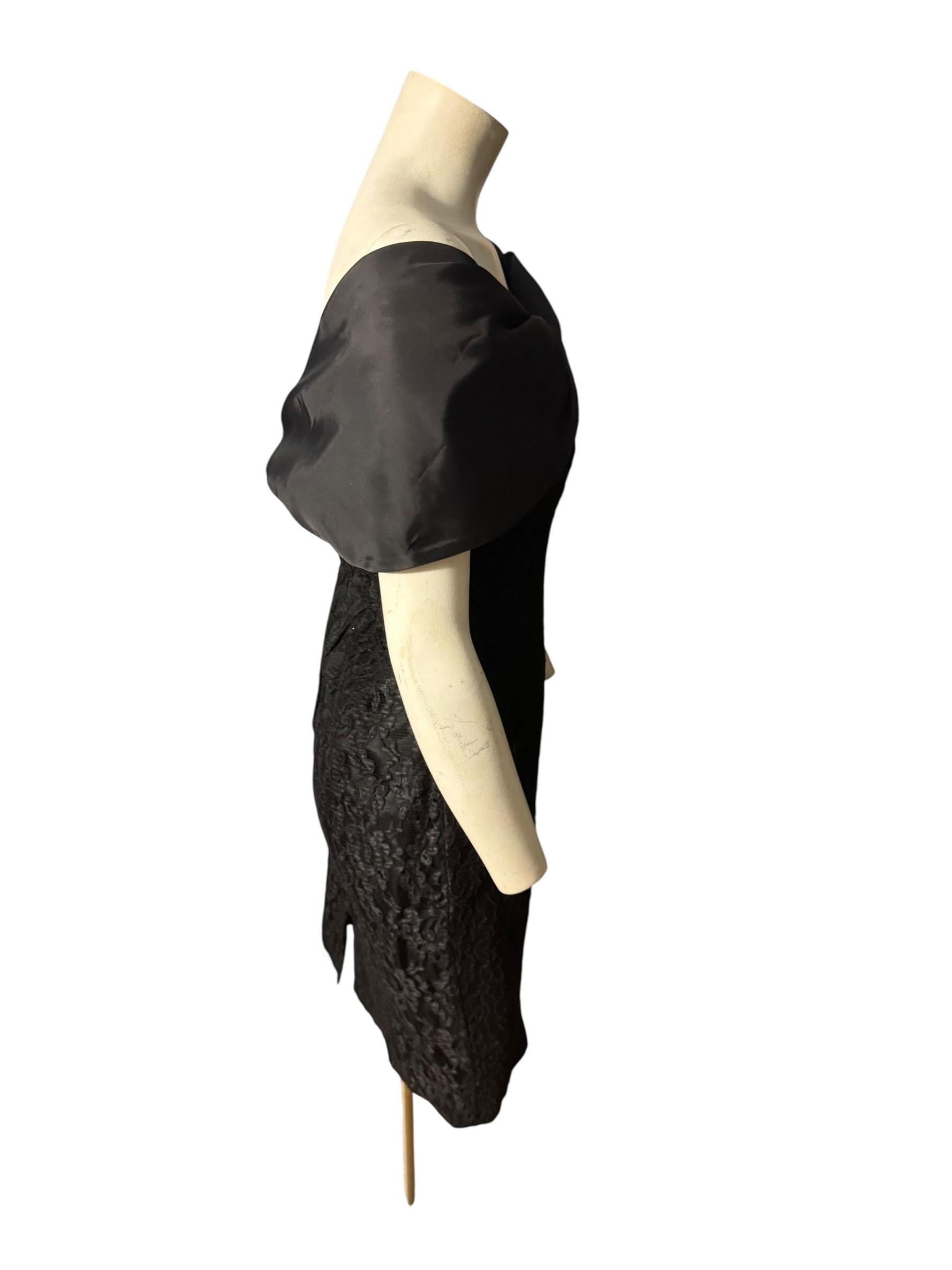 Vintage black lace dress Degre M 11/12
