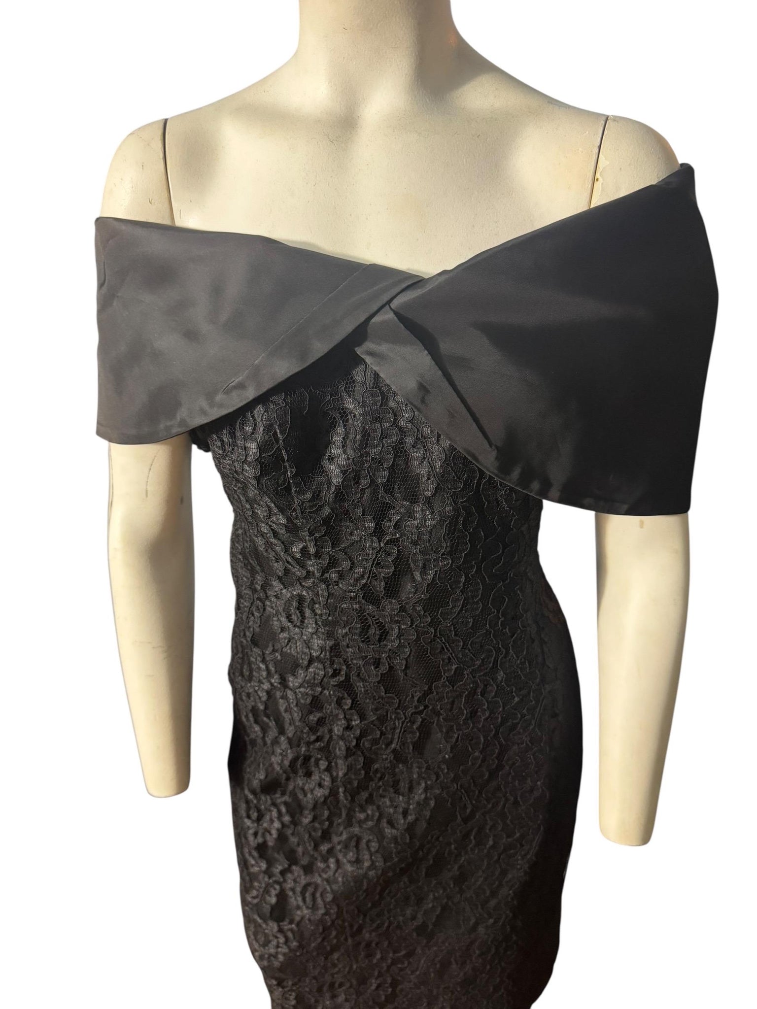 Vintage black lace dress Degre M 11/12