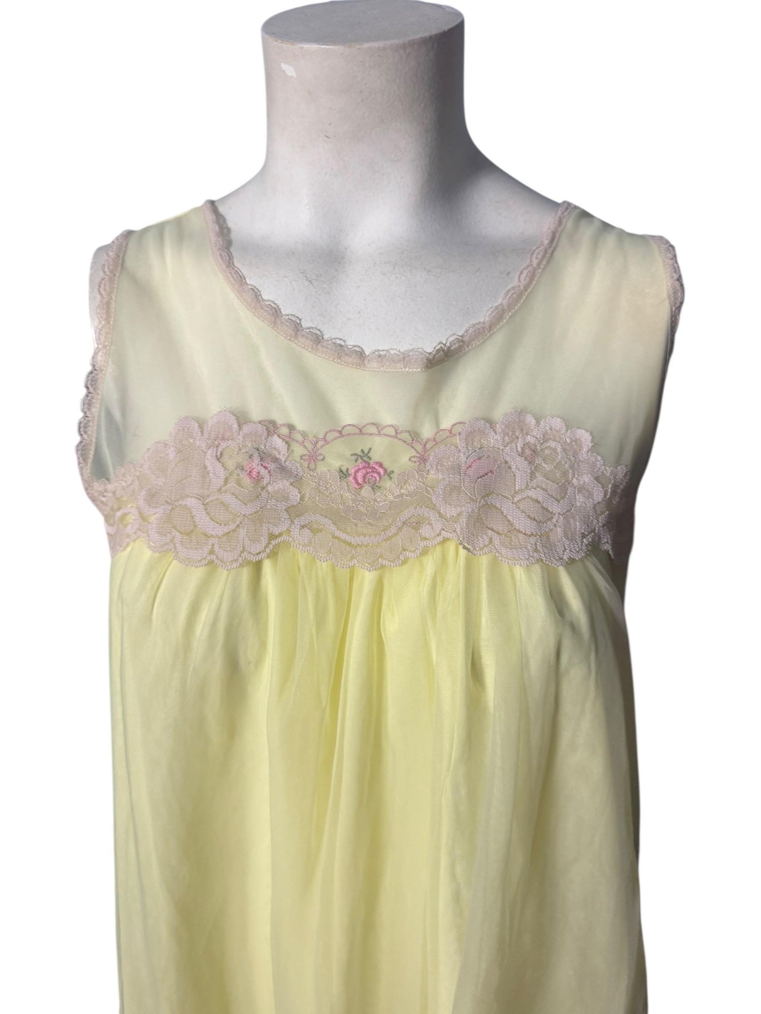 Vintage 60's yellow babydoll nightgown S