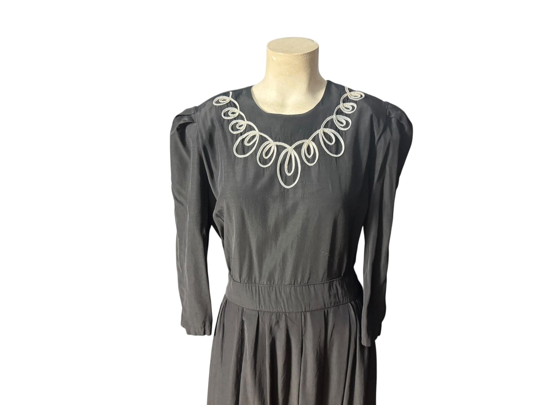 Vintage 80's black & white dress 10 Ultra Dress